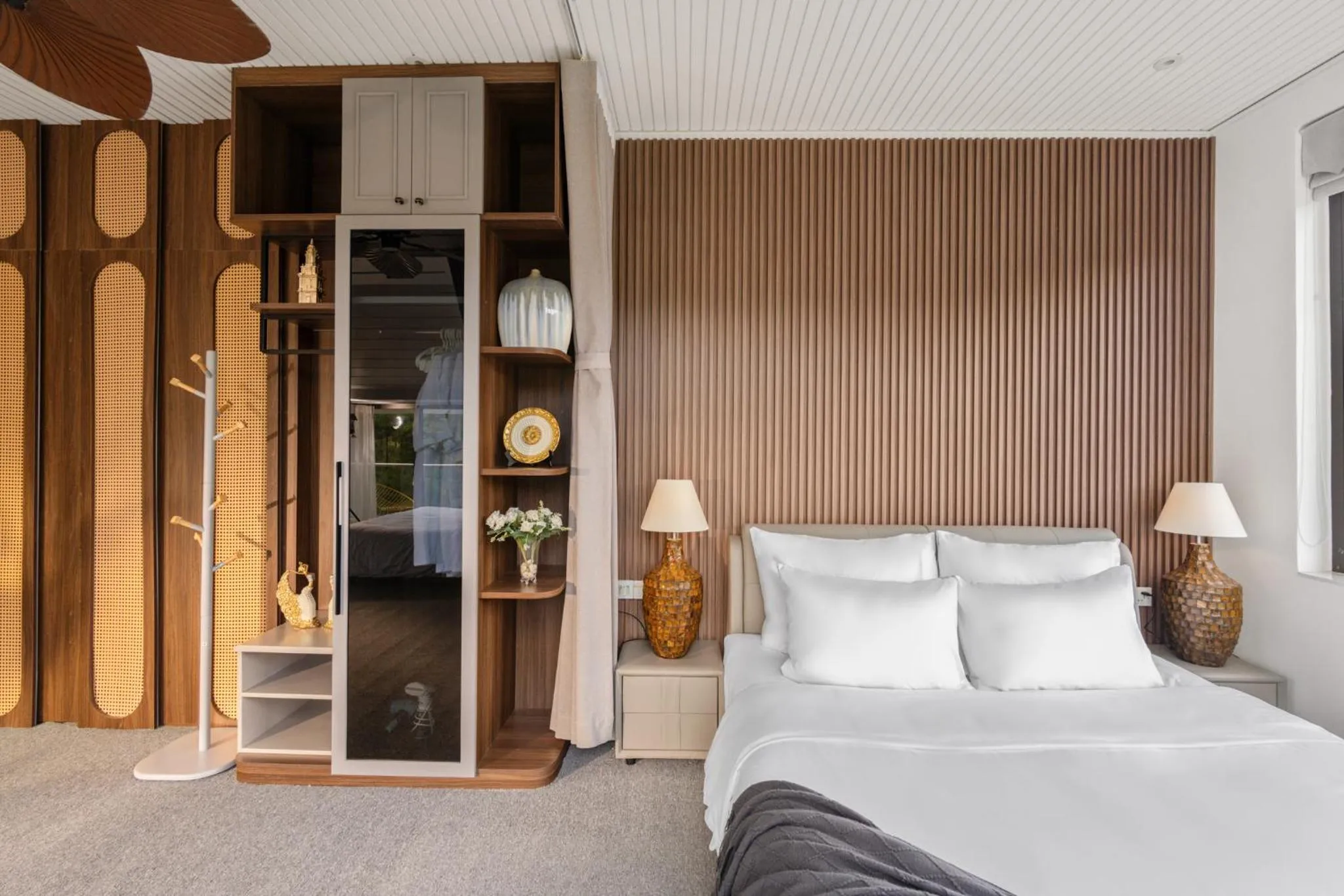 Bed in Payon Dalat Villa