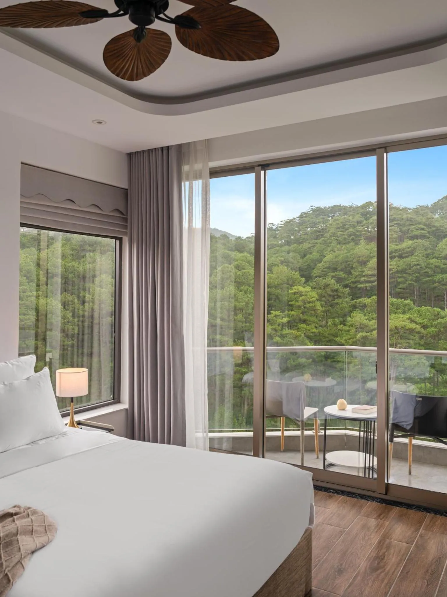 Bed in Payon Dalat Villa