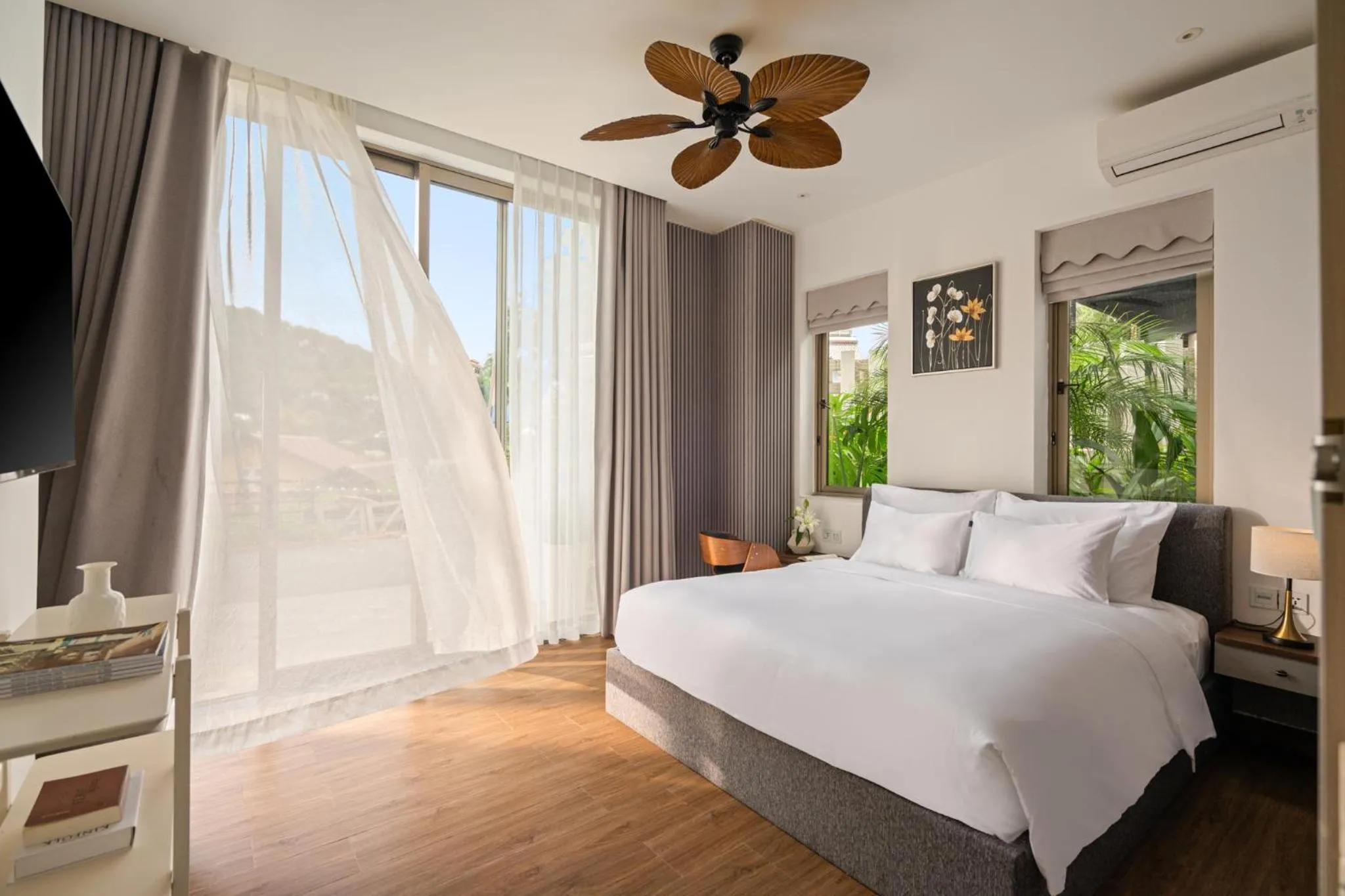 Bed in Payon Dalat Villa