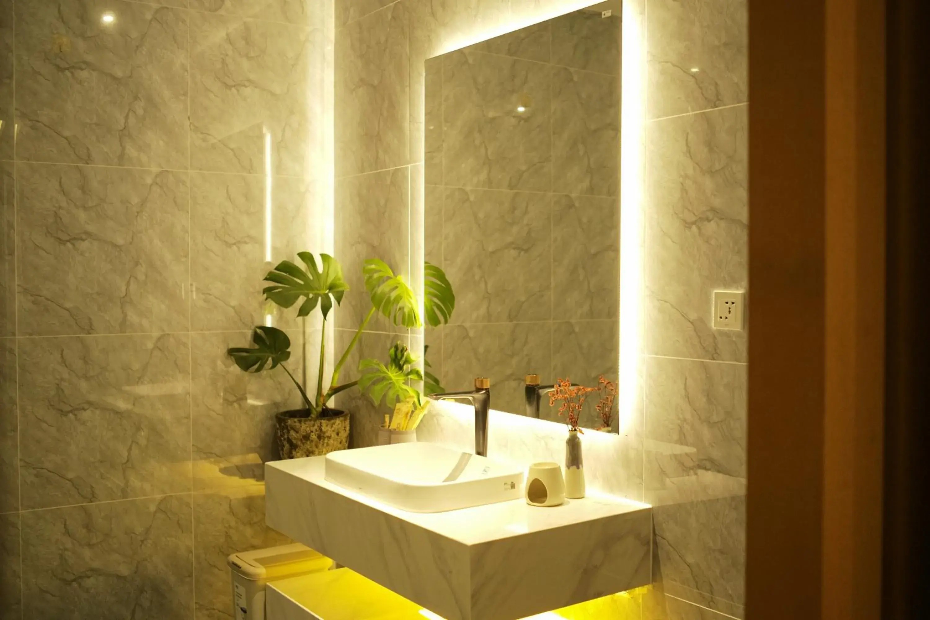 Deluxe Quadruple Room in Payon Dalat Villa Deluxe Quadruple Room in Payon Dalat Villa