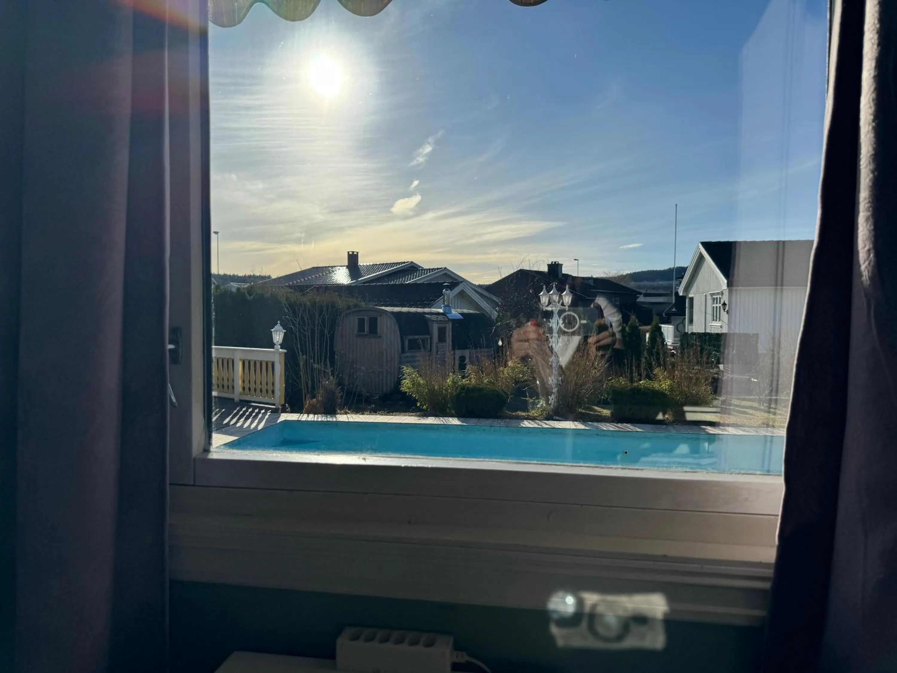 Day in Just Like Home Bed & Spa - free private parking