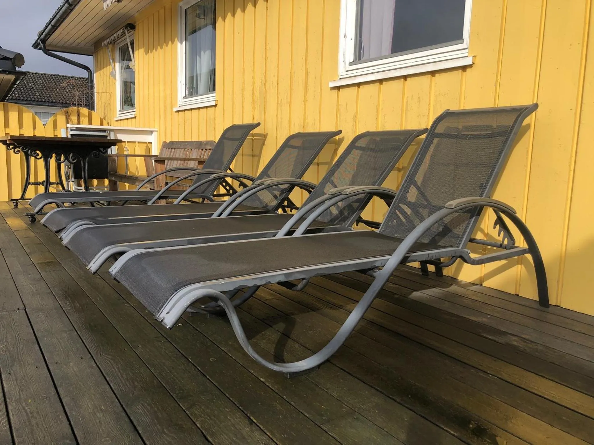 sunbed in Just Like Home Bed & Spa - free private parking