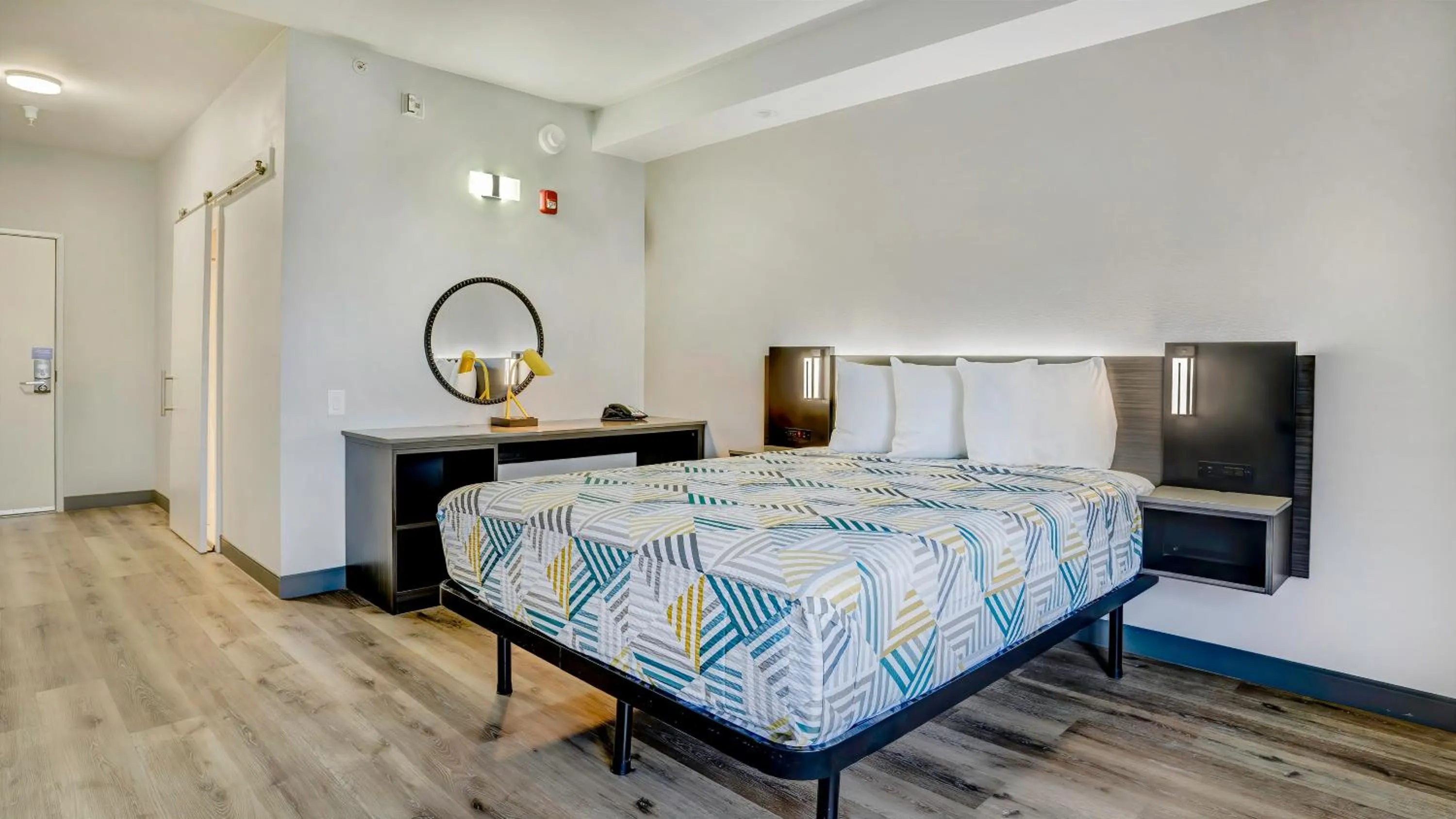 Bedroom, Bed in Motel 6 Highland CA San Bernardino East