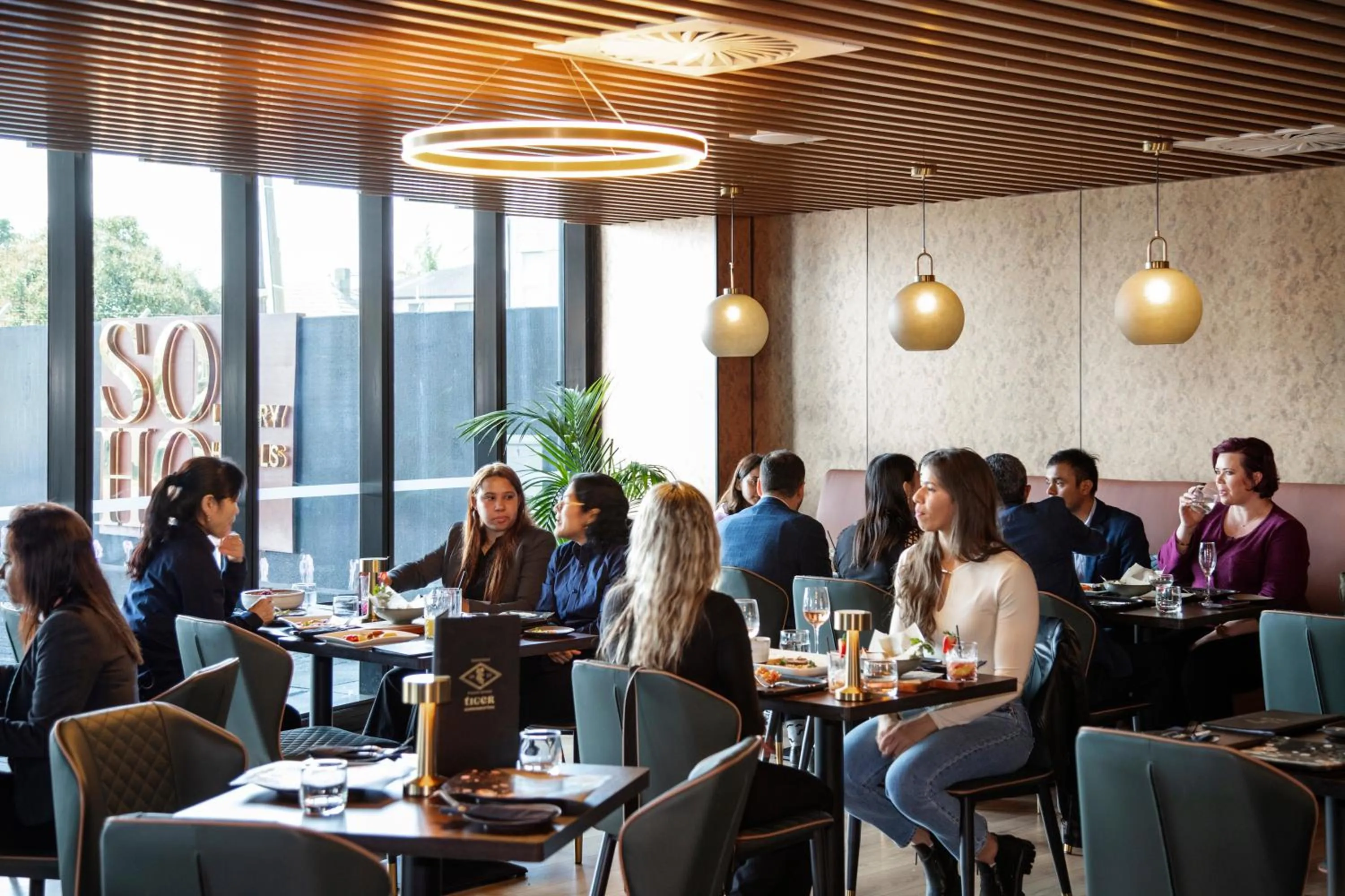 Restaurant/places to eat in SOHO Hotel Auckland