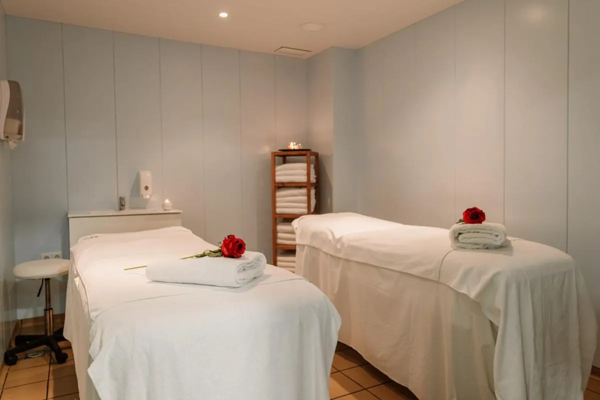Bed in Hotel Lodomar Spa & Talasoterapia