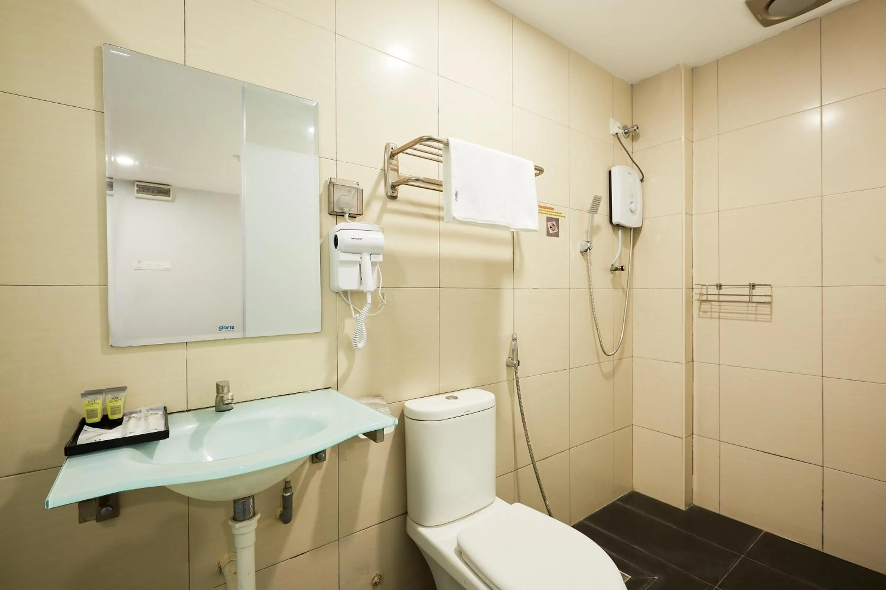 Bathroom in RM Hotel Muar