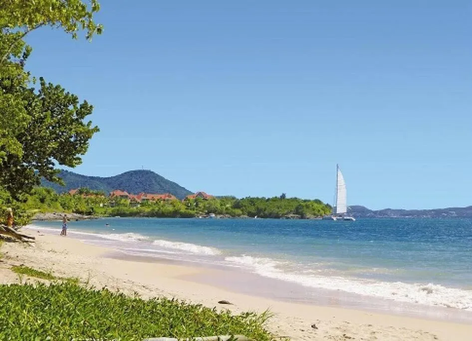 Beach in Studio Tropical avec vue mer dans une résidence hôtelière