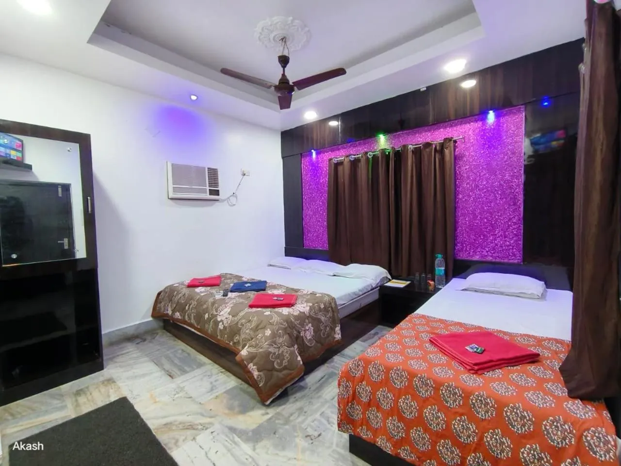 Bed in Hotel Bobby house 450m from beach & 1 km from temple
