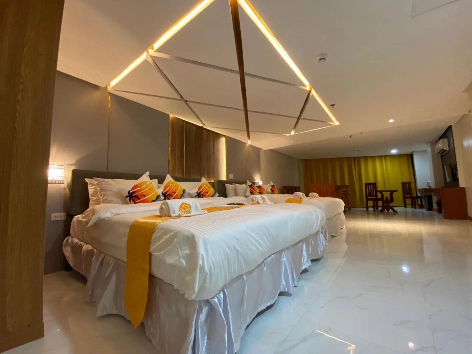 Bed in NGN Gran Hotel