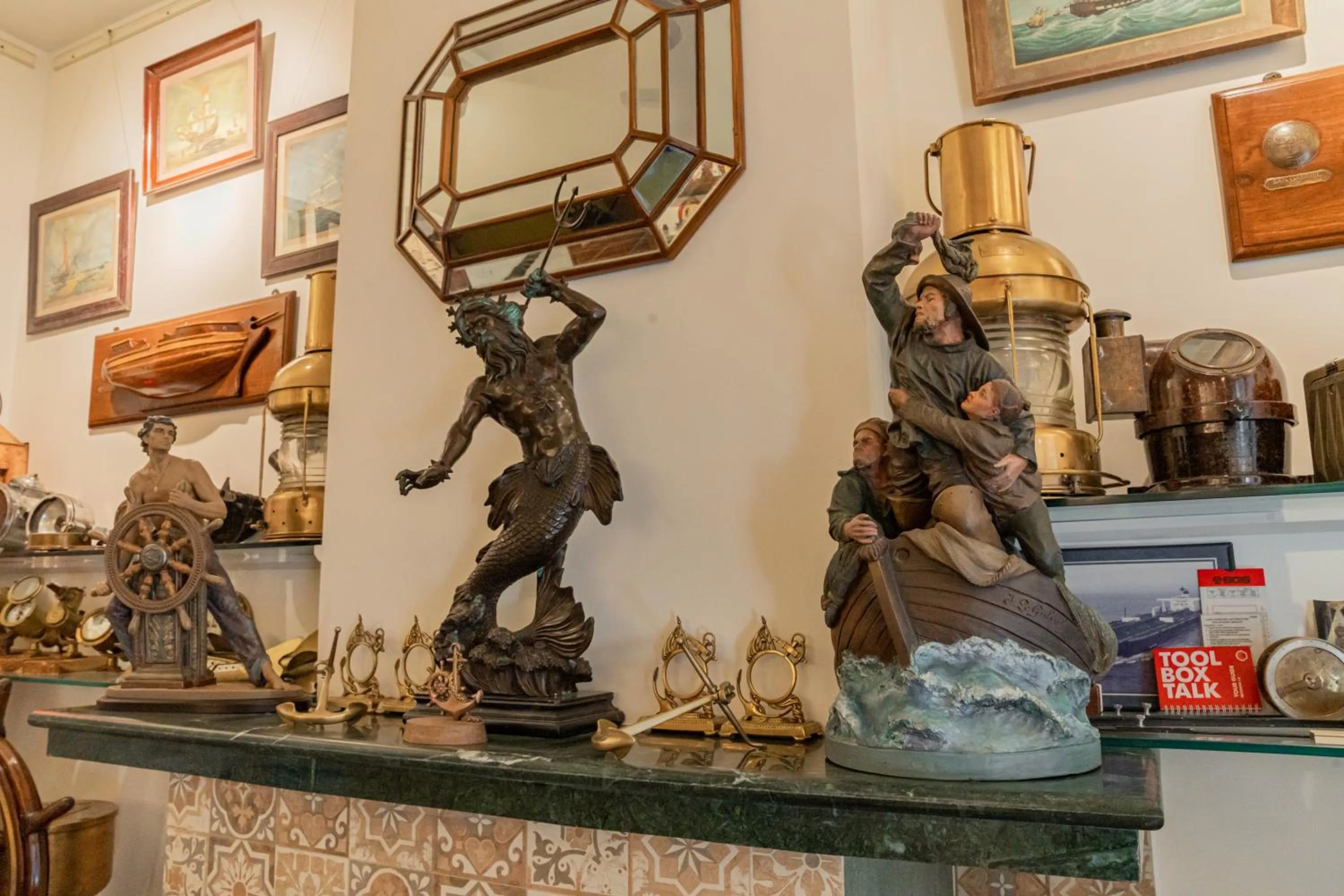 Decorative detail in Anchorage 42