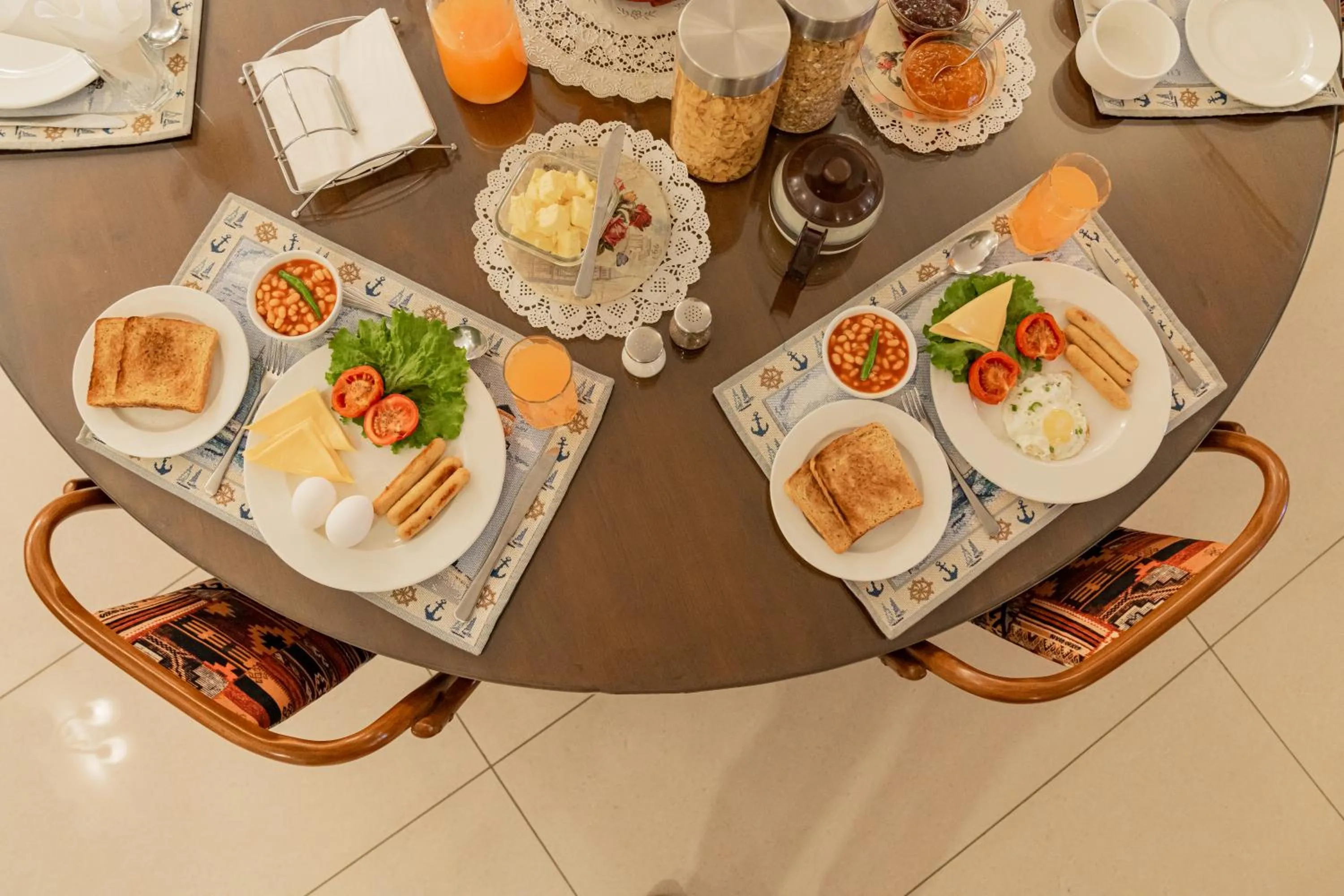 Continental breakfast in Anchorage 42