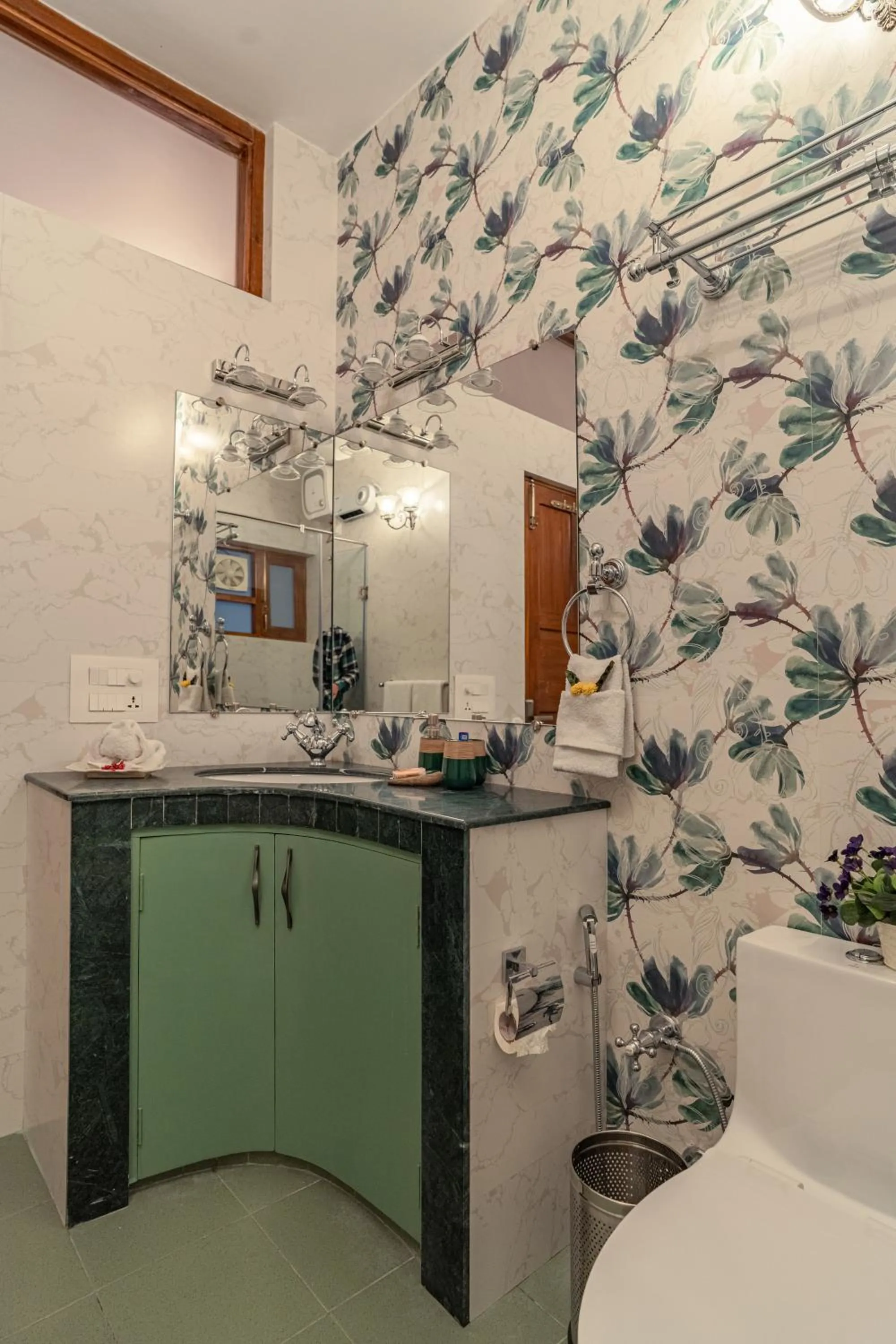 Bathroom in Anchorage 42