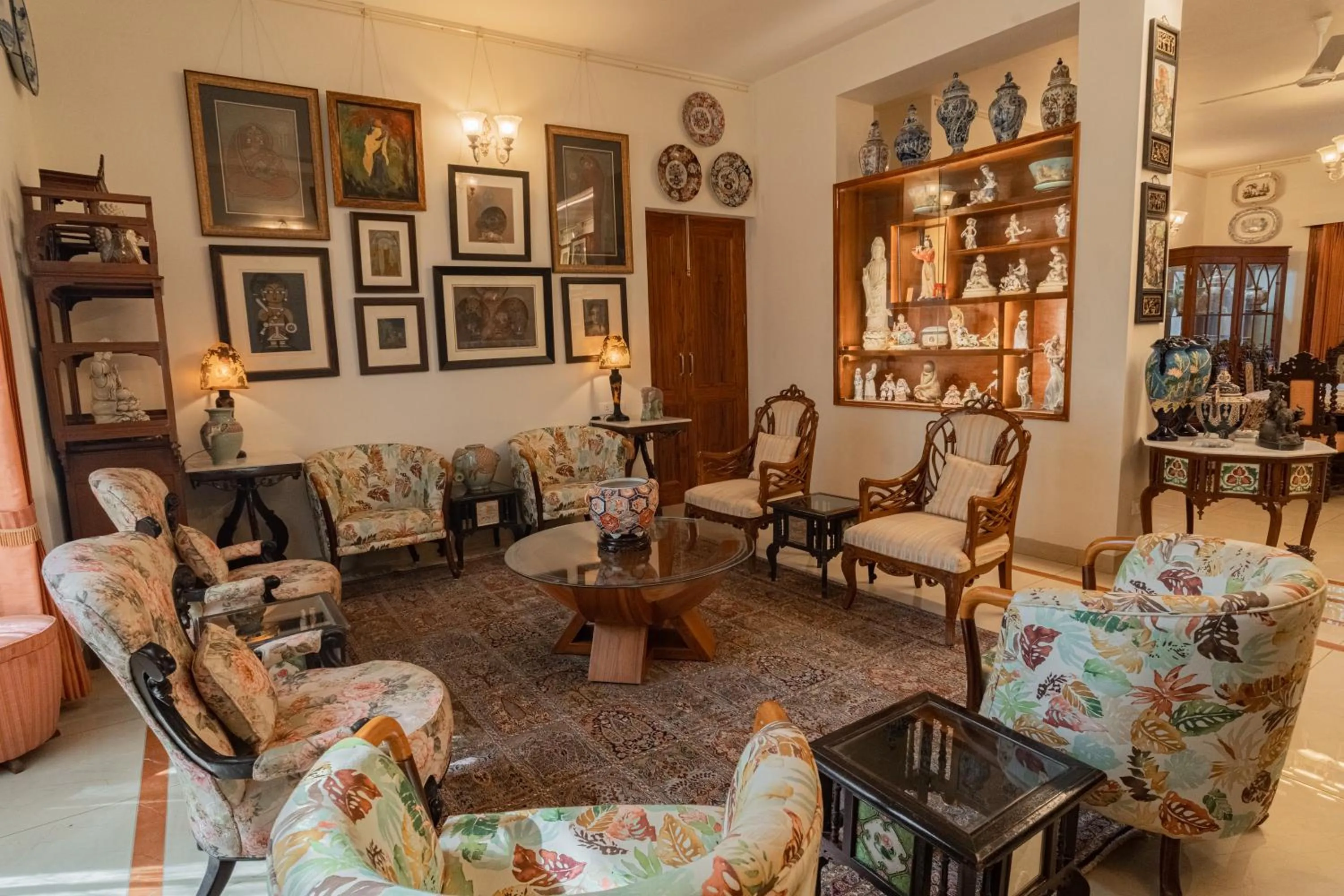 Living room in Anchorage 42