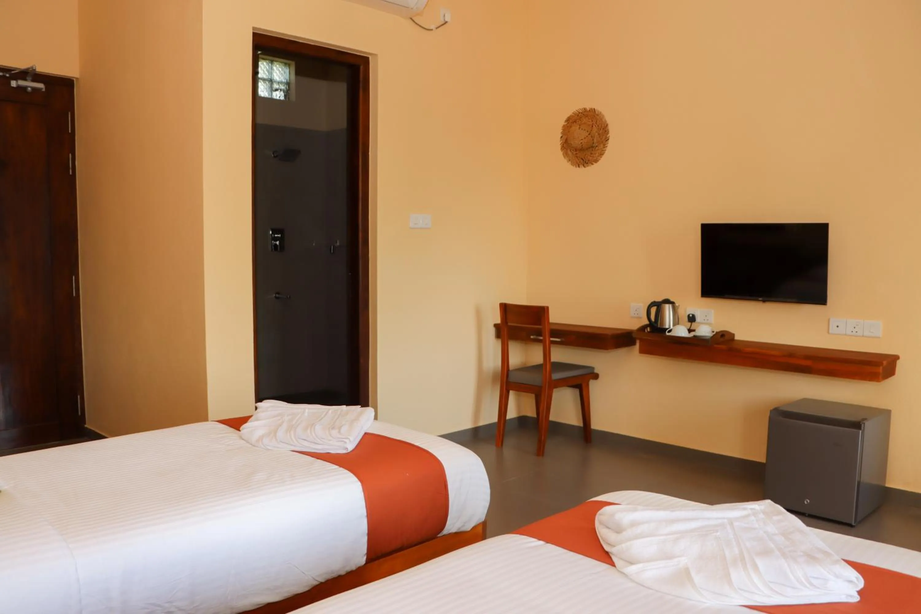 Bedroom, Bed in Paddyway Resort