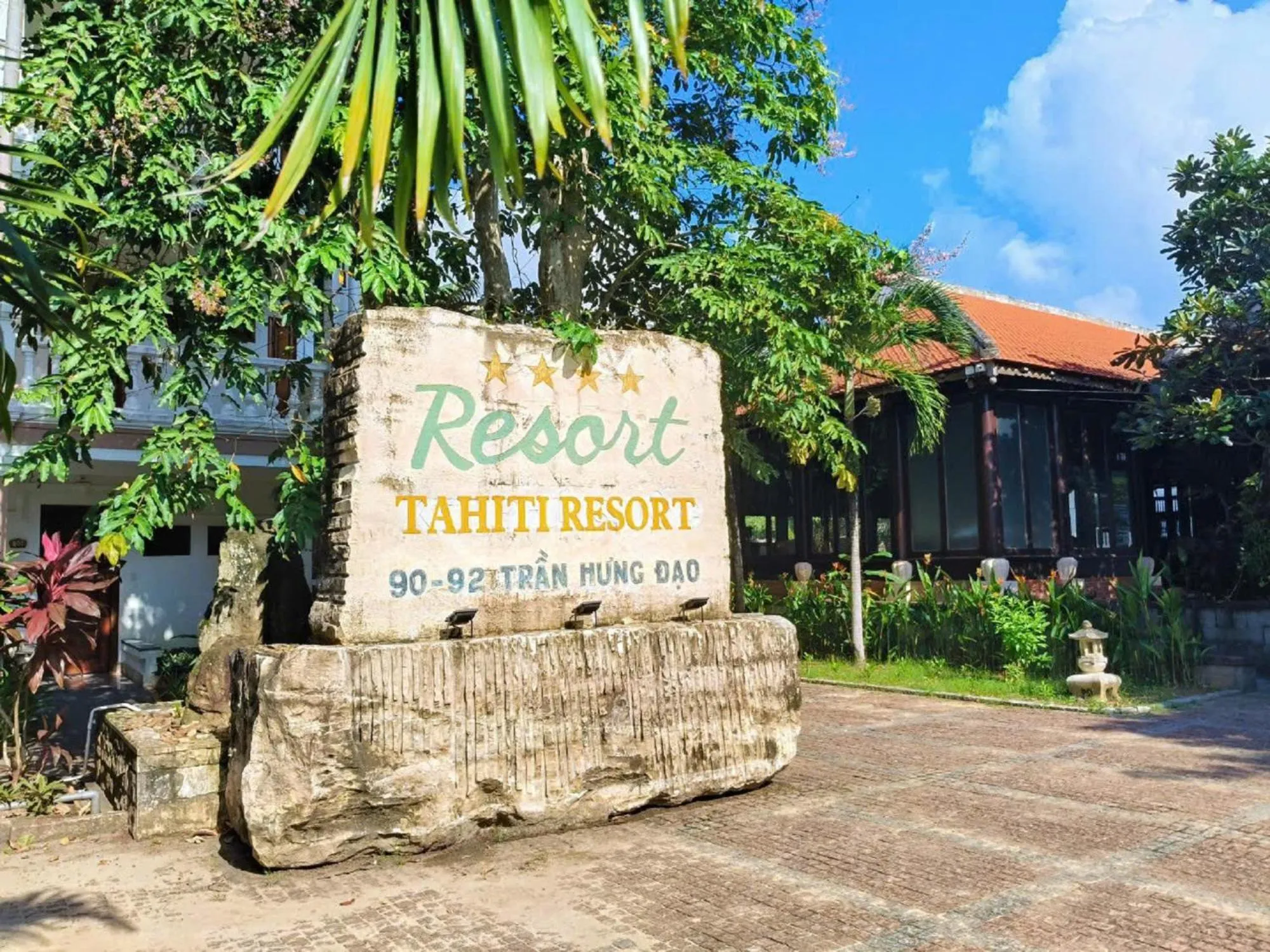Property building in Tahiti Resort