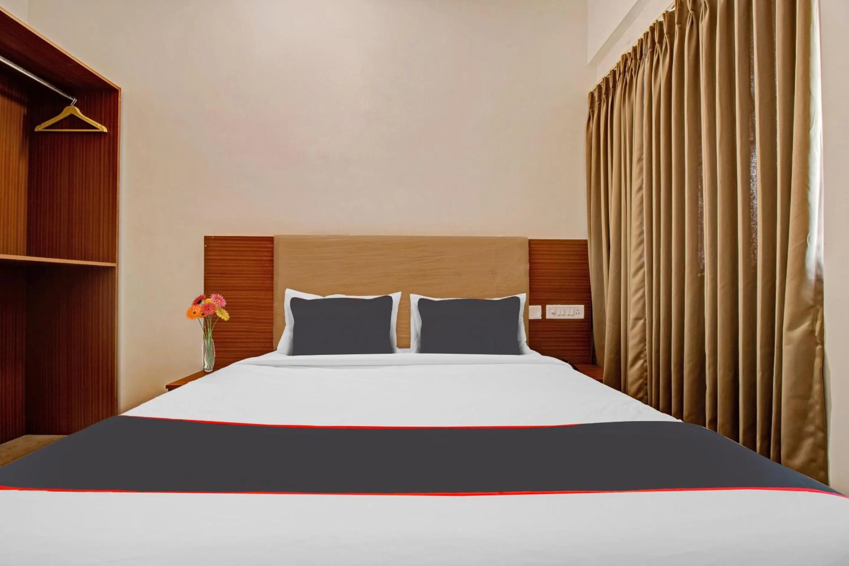 Bedroom, Bed in Collection O Petals Otium Business Hotel