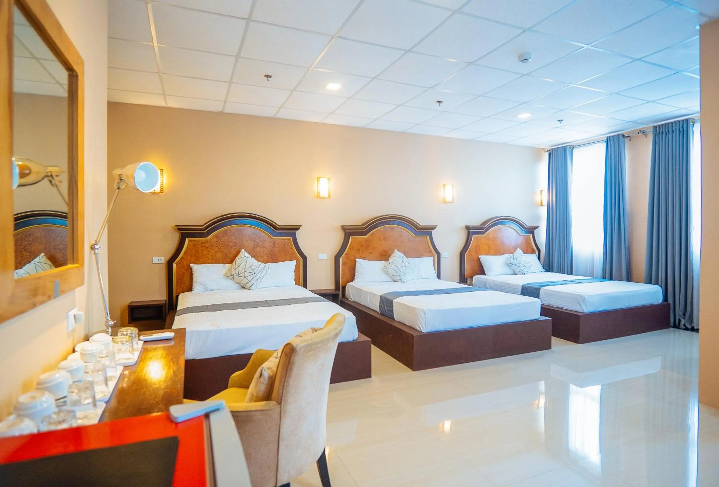 Bed in RedDoorz Plus @ Hotel Platinum Occidental Mindoro