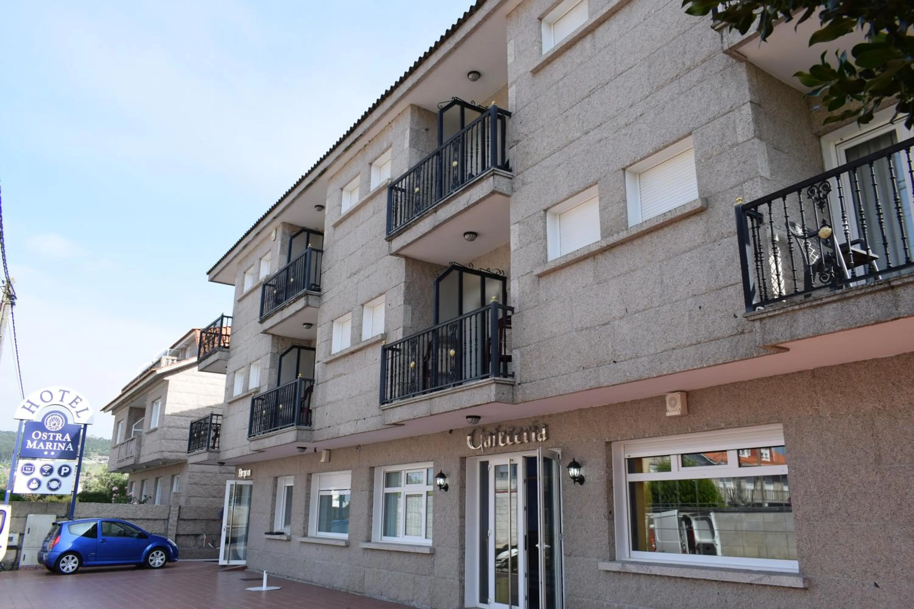Facade/entrance in Hotel VIDA Ostra Marina