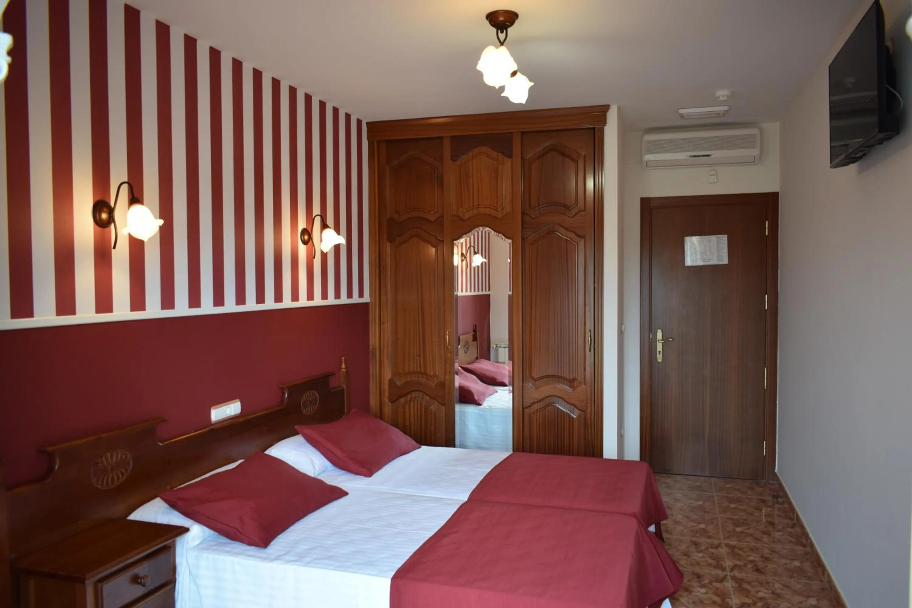 Bedroom, Bed in Hotel VIDA Ostra Marina