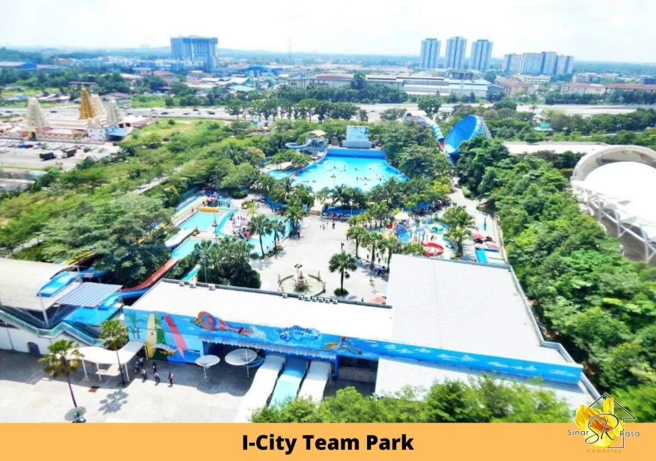Aqua park in Sinar Rasa Homestay at I-Soho, I-City
