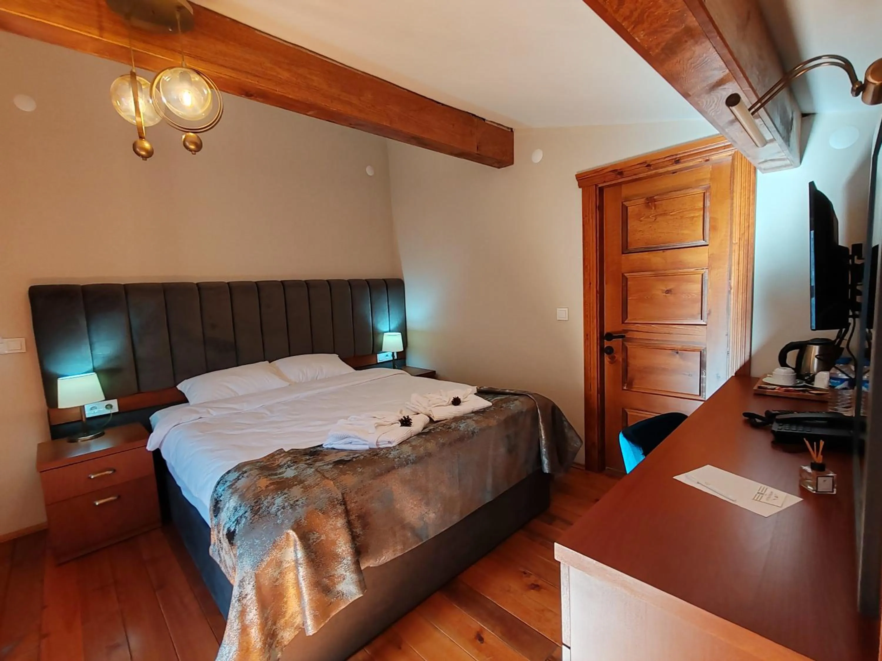 Bed in AHISKA PALAS OTEL