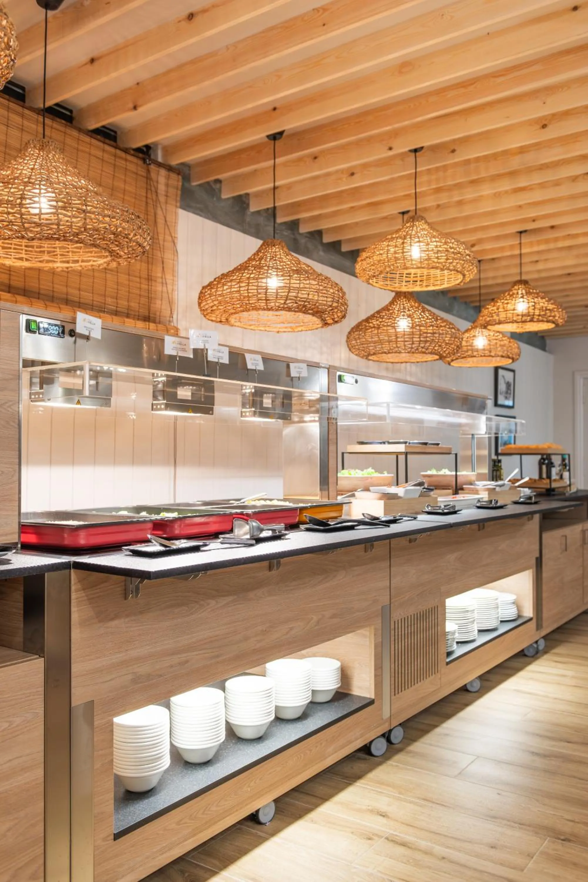 Restaurant/places to eat in Hotel Viella