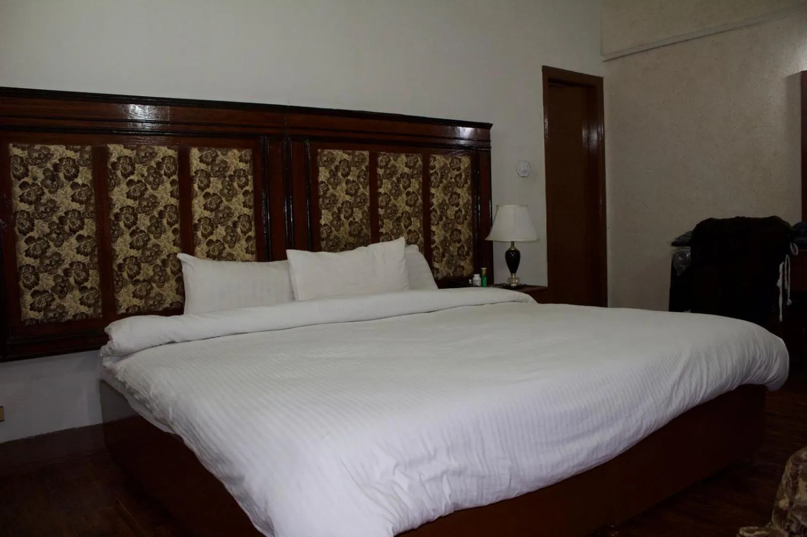 Bed in Margalla View Motel
