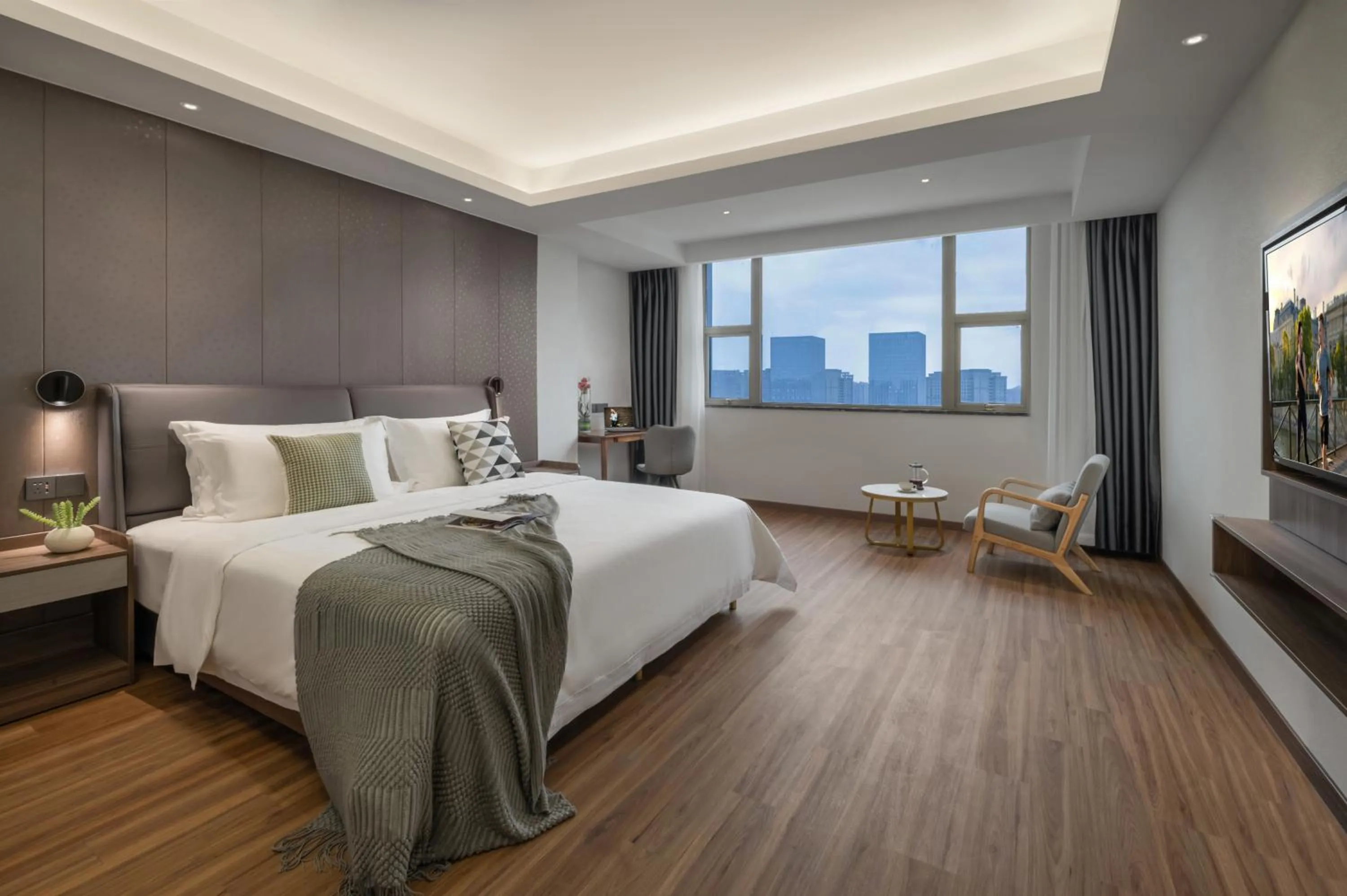 Photo of the whole room, Bed in Citadines Zhengda Mall Hefei