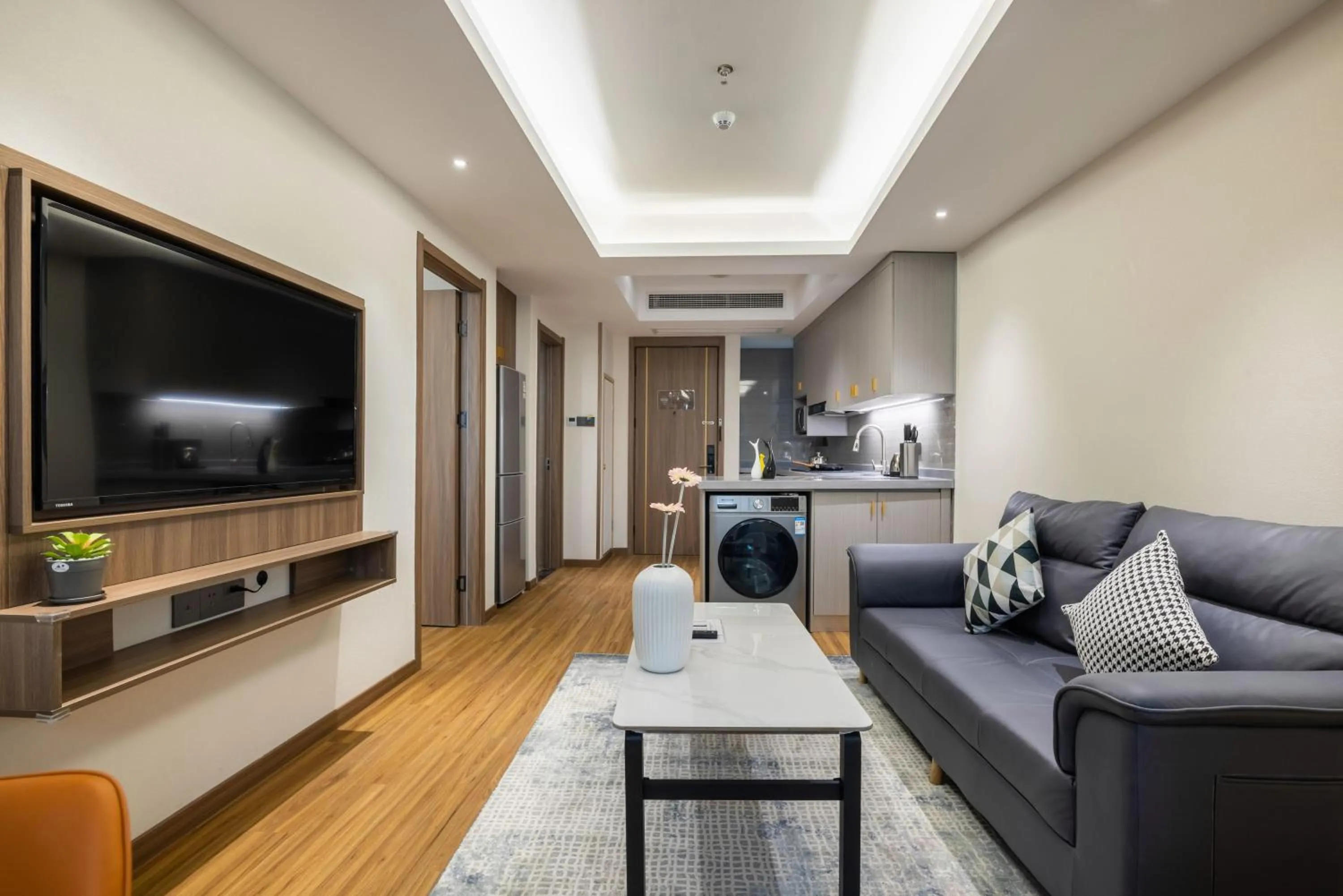 Communal lounge/ TV room in Citadines Zhengda Mall Hefei