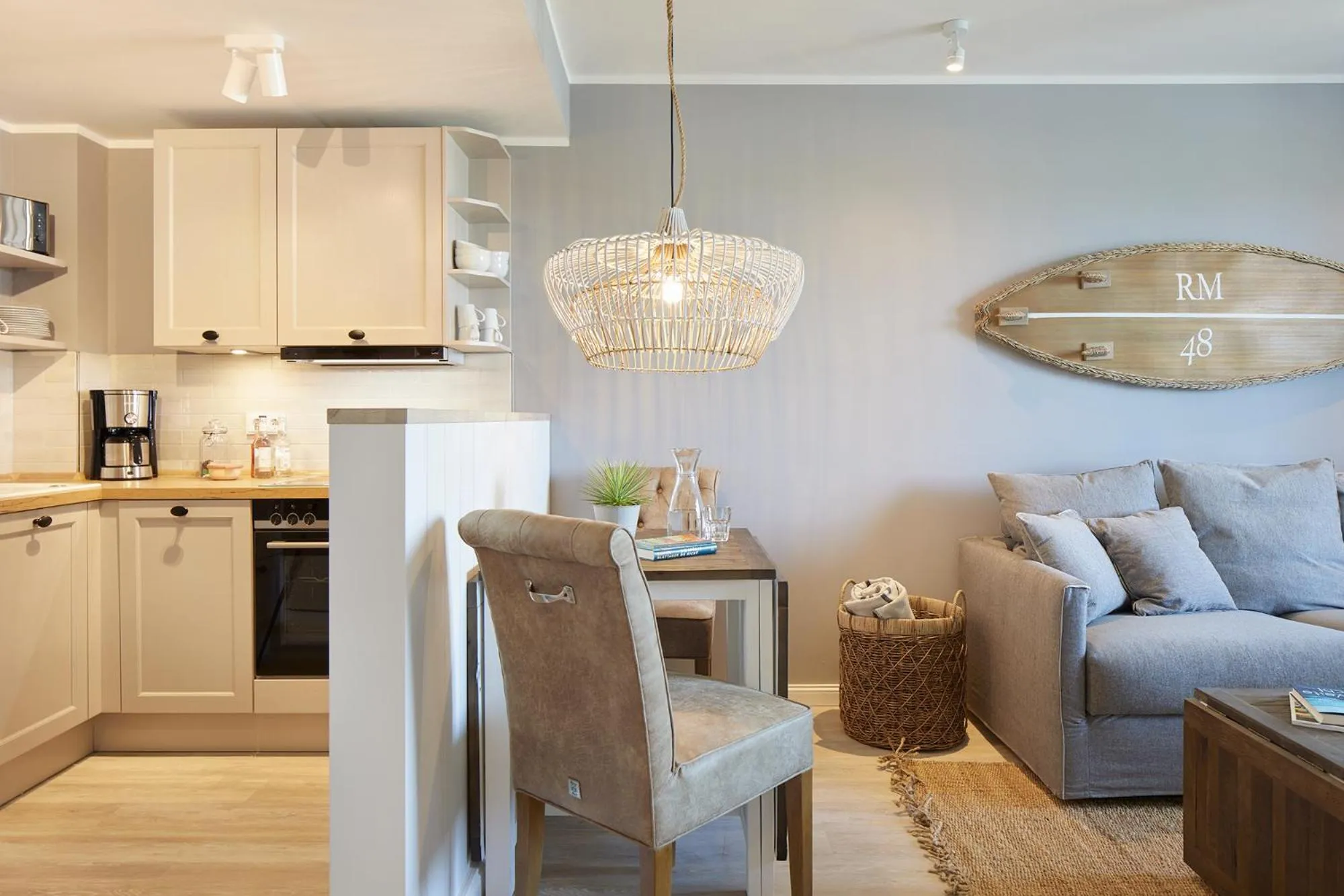 Kitchen or kitchenette in Beach Apartments Büsum