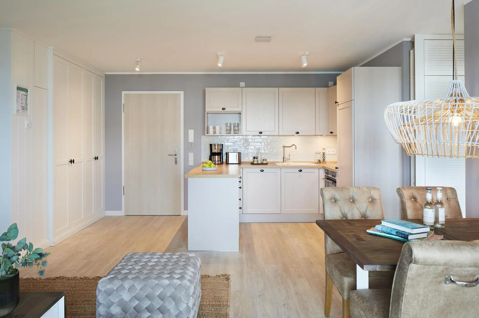 Kitchen or kitchenette in Beach Apartments Büsum