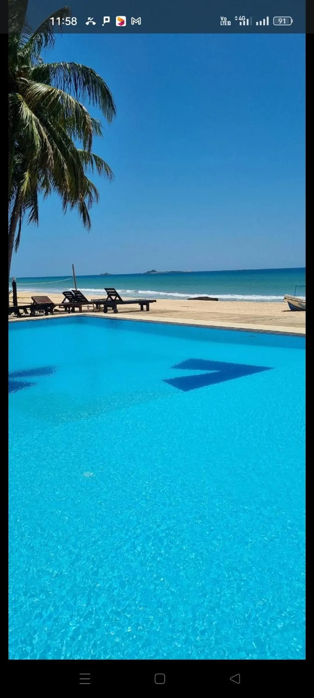 Day in Hotel Coral Bay