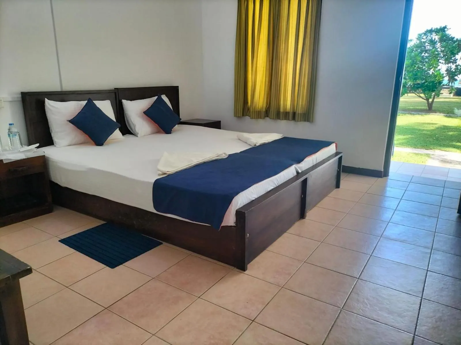 Bedroom, Bed in Hotel Coral Bay