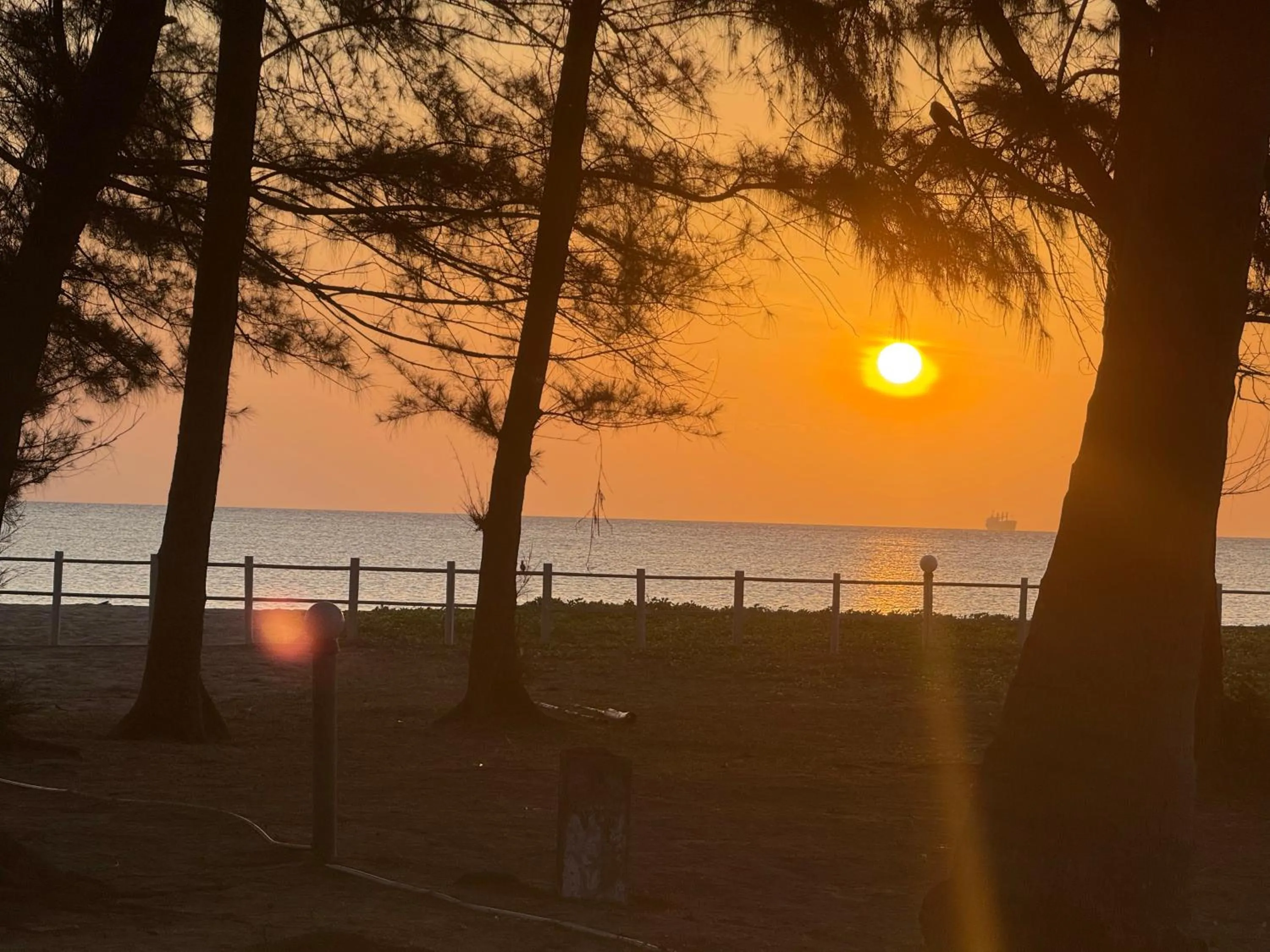 Sunrise in Hotel Coral Bay