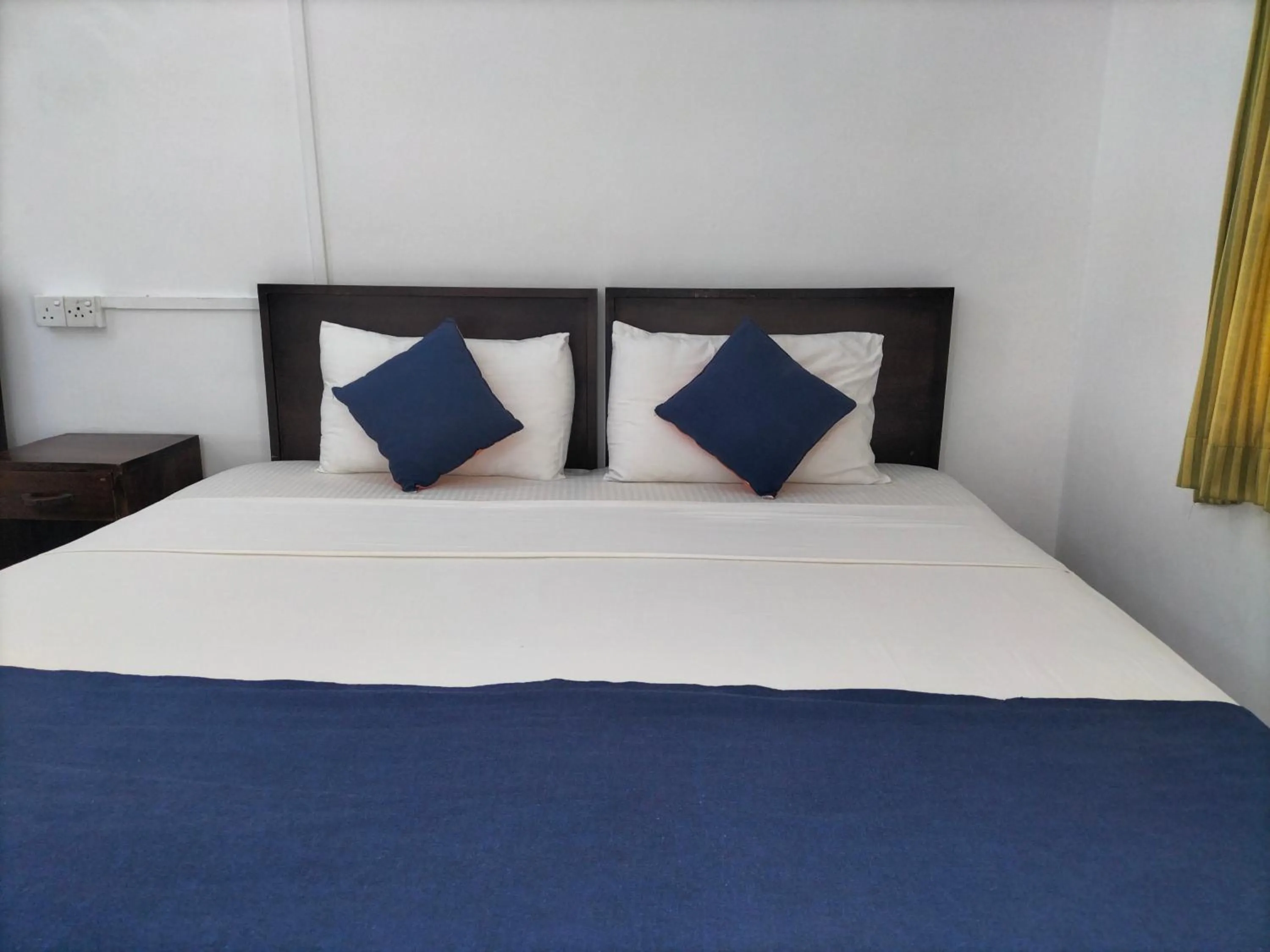 Bed in Hotel Coral Bay