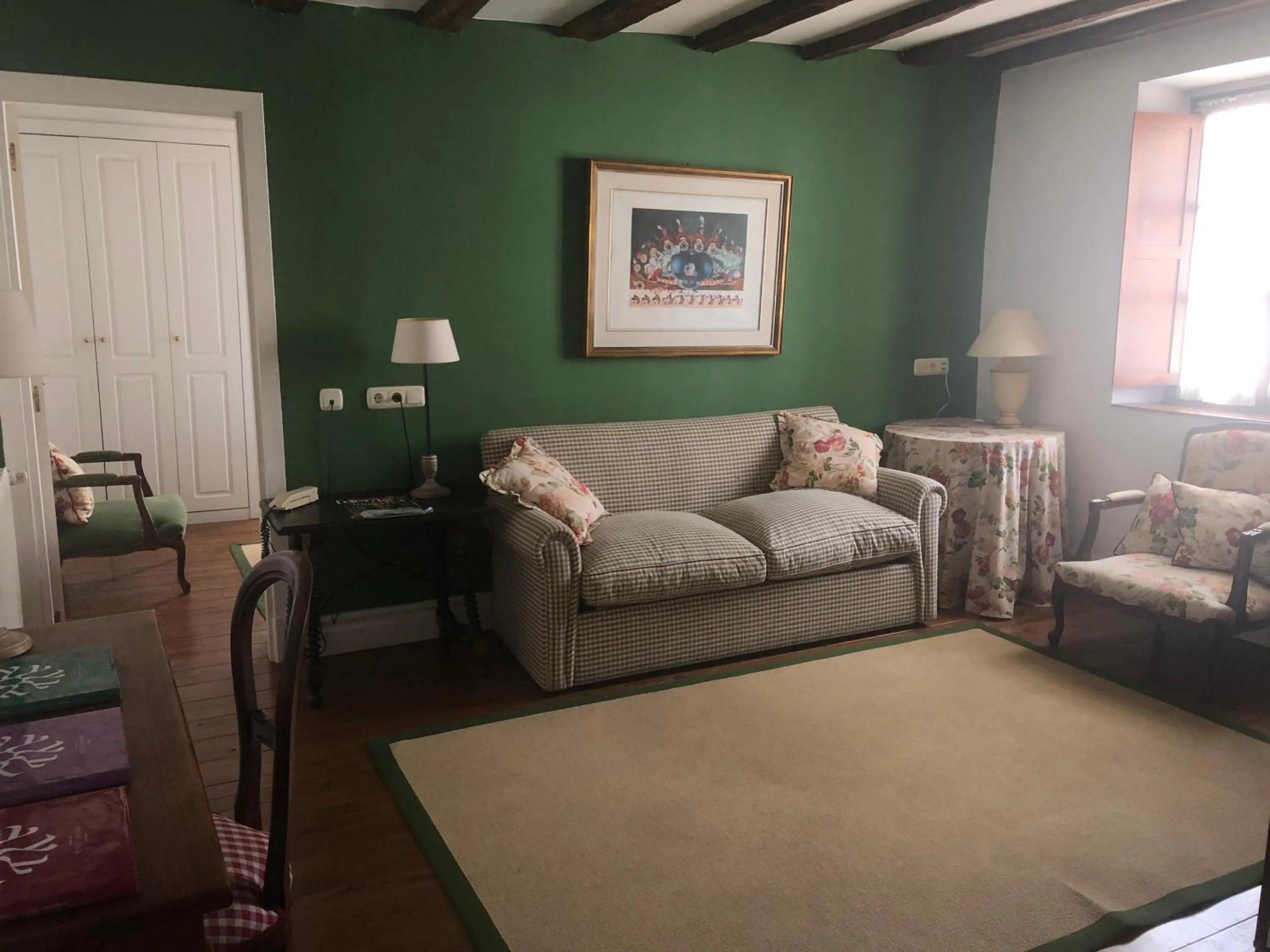 Living room in Churrut Hotel