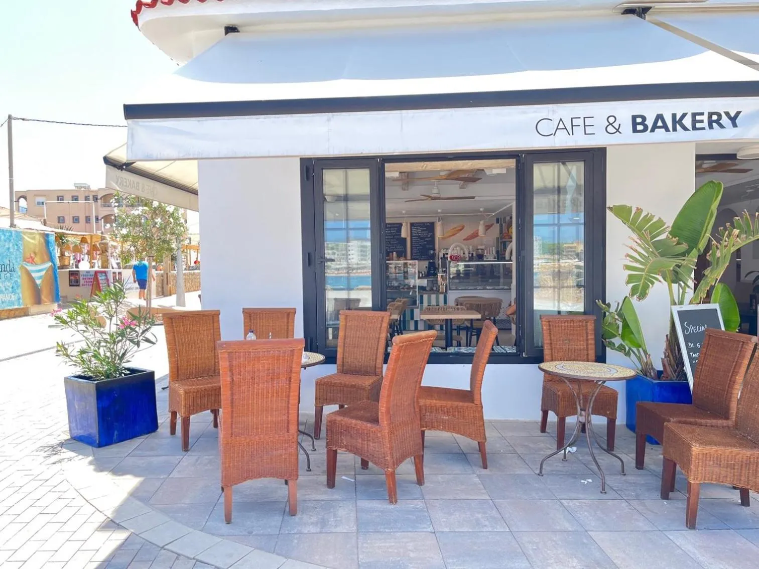 Property building in Hotel Boutique Las Arenas