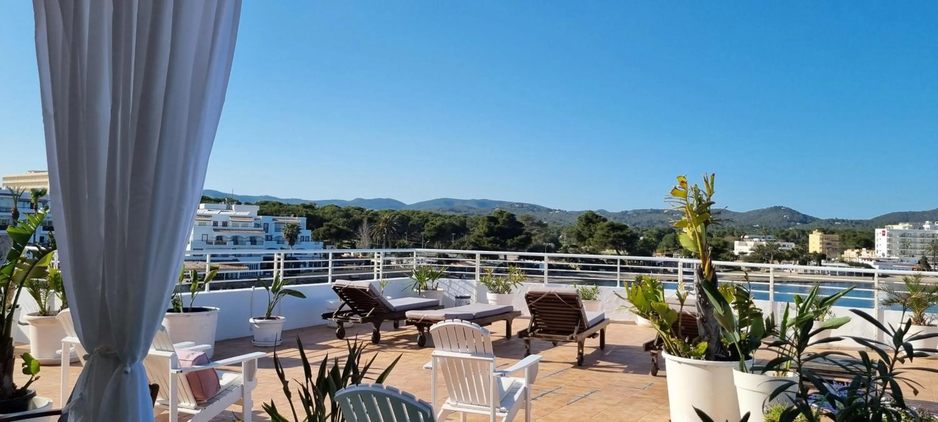 Property building in Hotel Boutique Las Arenas