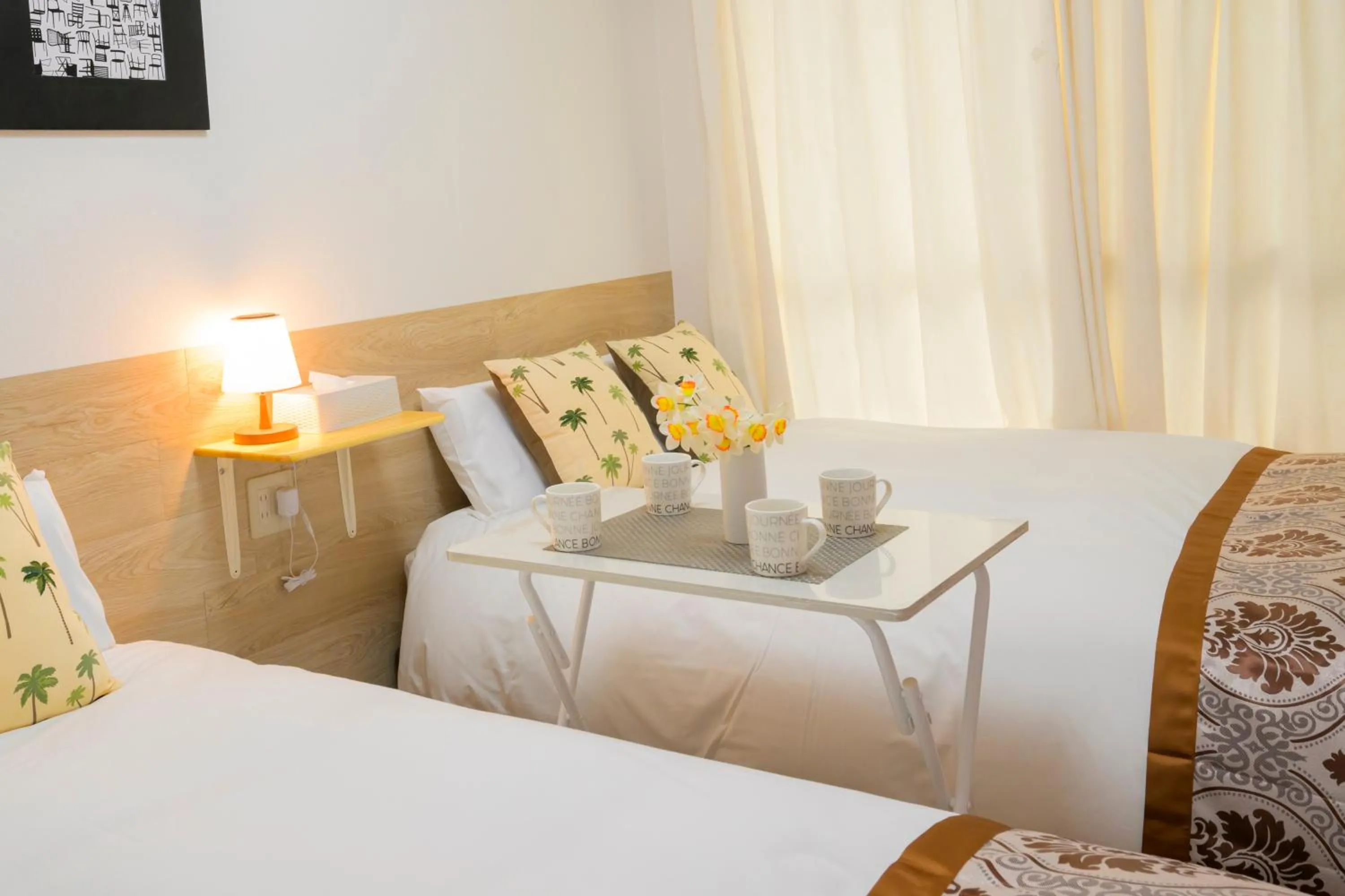 Bedroom, Bed in HOTEL AARON通天東