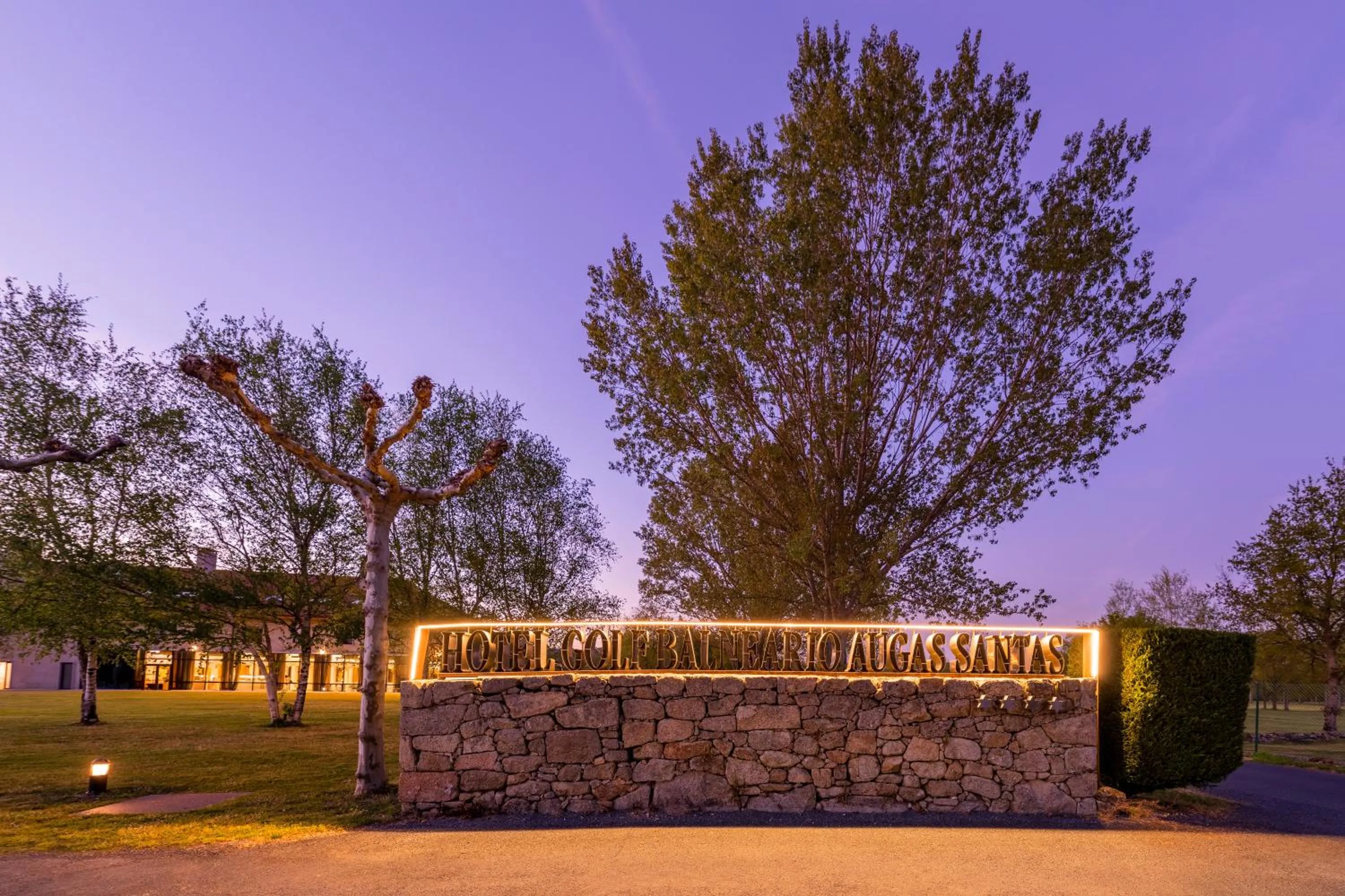 Facade/entrance in IBERIK Augas Santas Balneario & Golf
