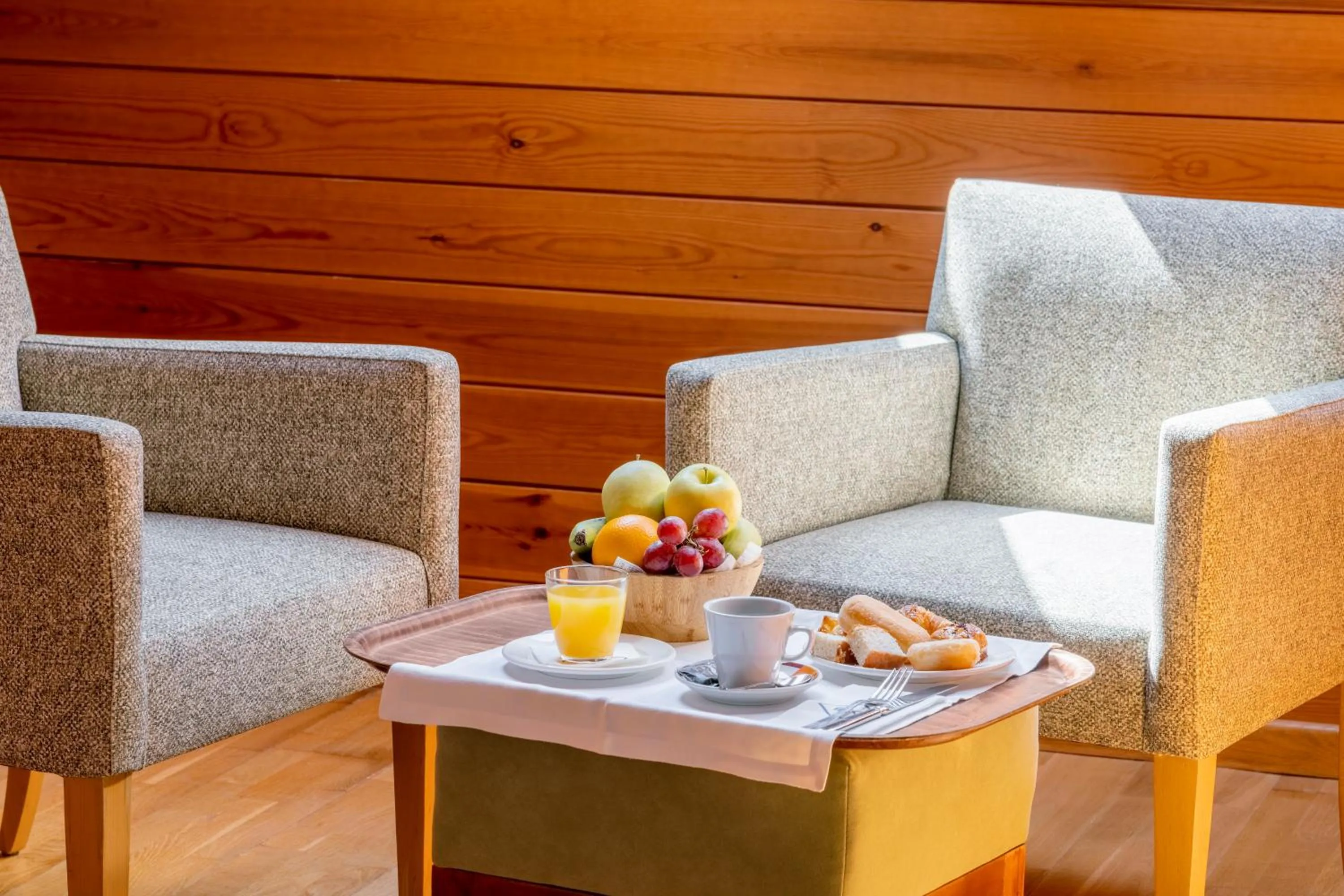 Continental breakfast in IBERIK Augas Santas Balneario & Golf