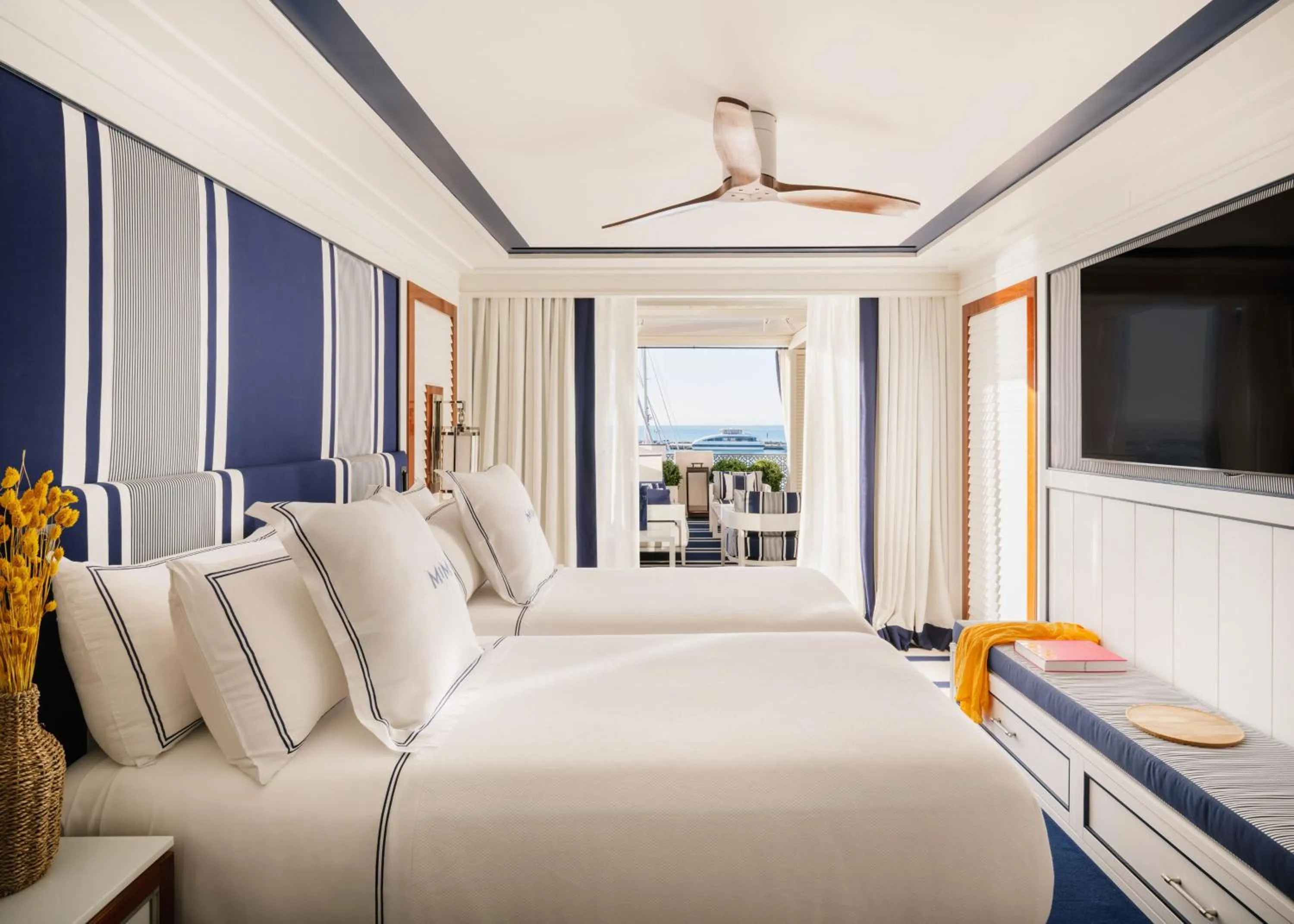 Bed in MiM Sotogrande Meliá Collection