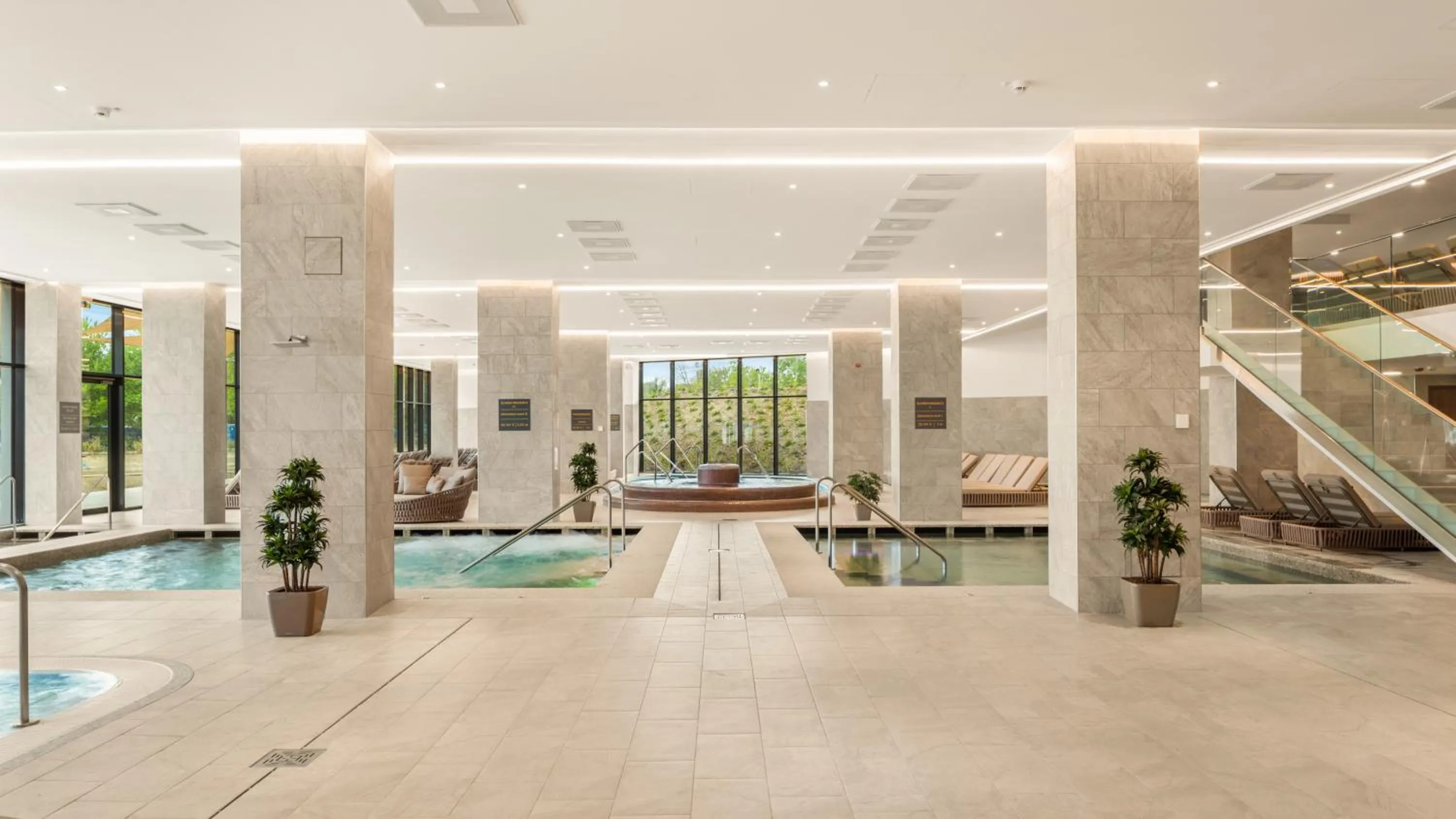 Swimming pool in Sirius Hotel****Superior