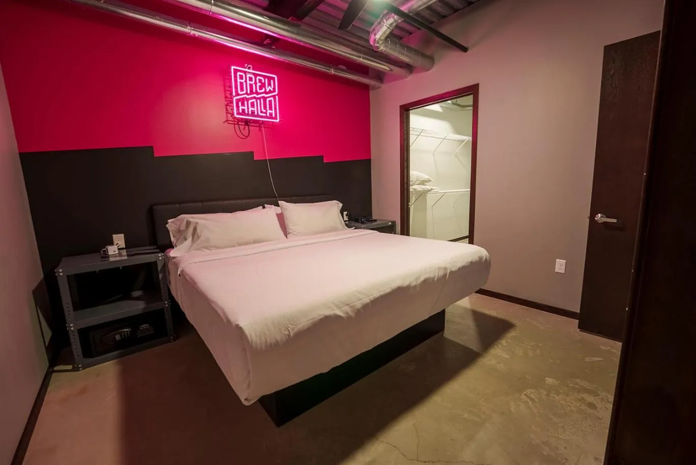 Bed in Brewhalla Hotel