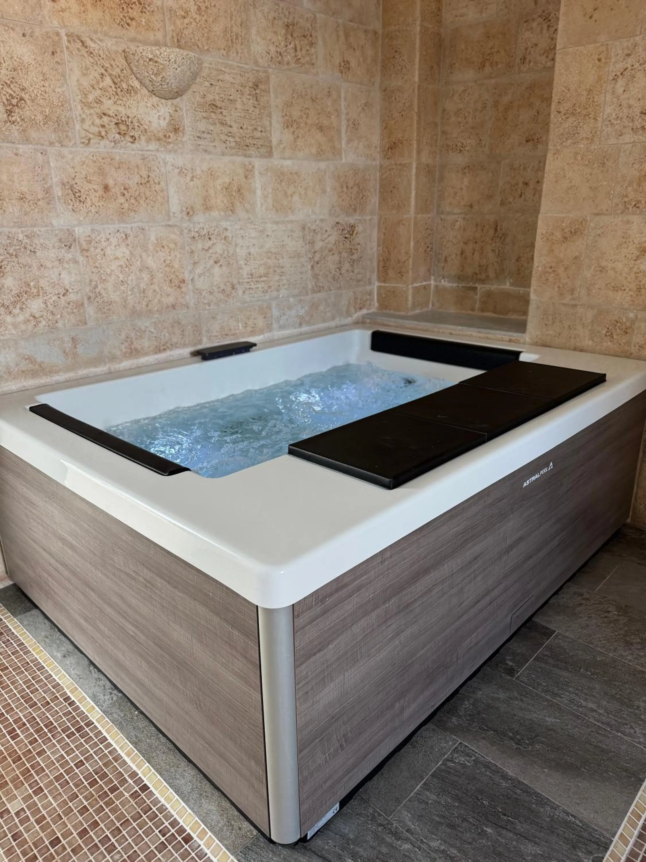 Property building in Hotel Isla de Cabrera