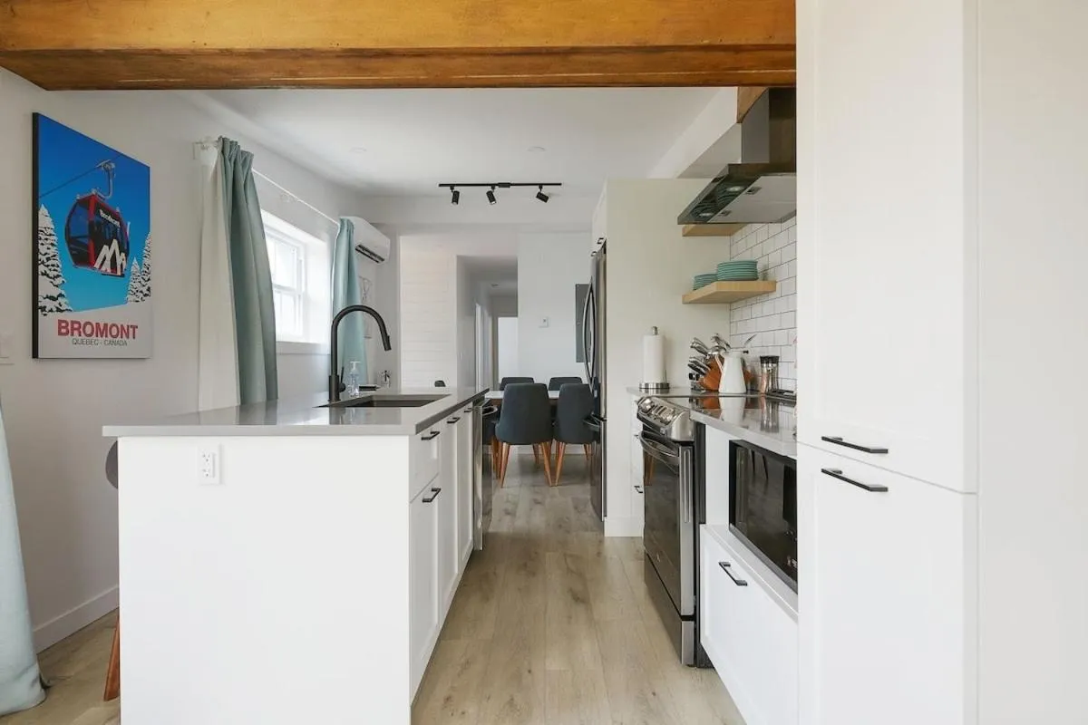 Bromont Lodge 837 shefford suite 200