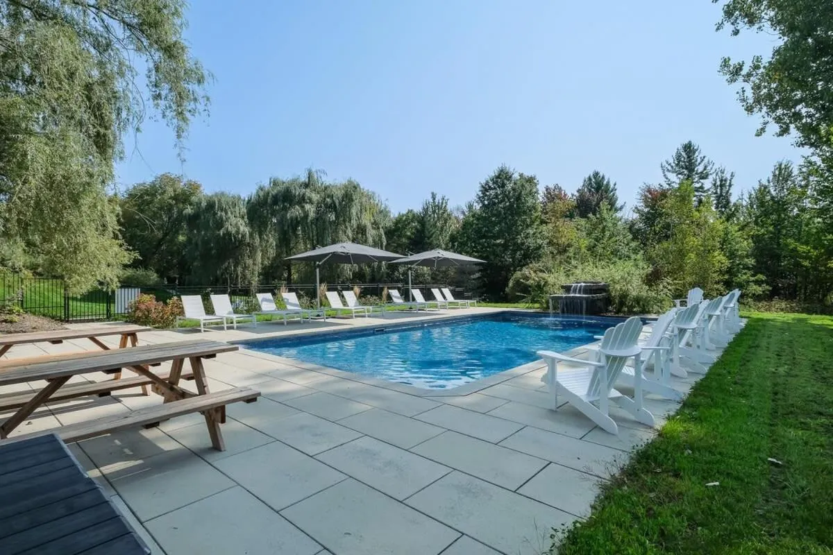 Bromont Lodge 837 shefford suite 200