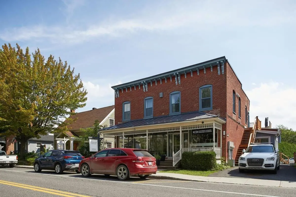 Bromont Lodge 837 shefford suite 200