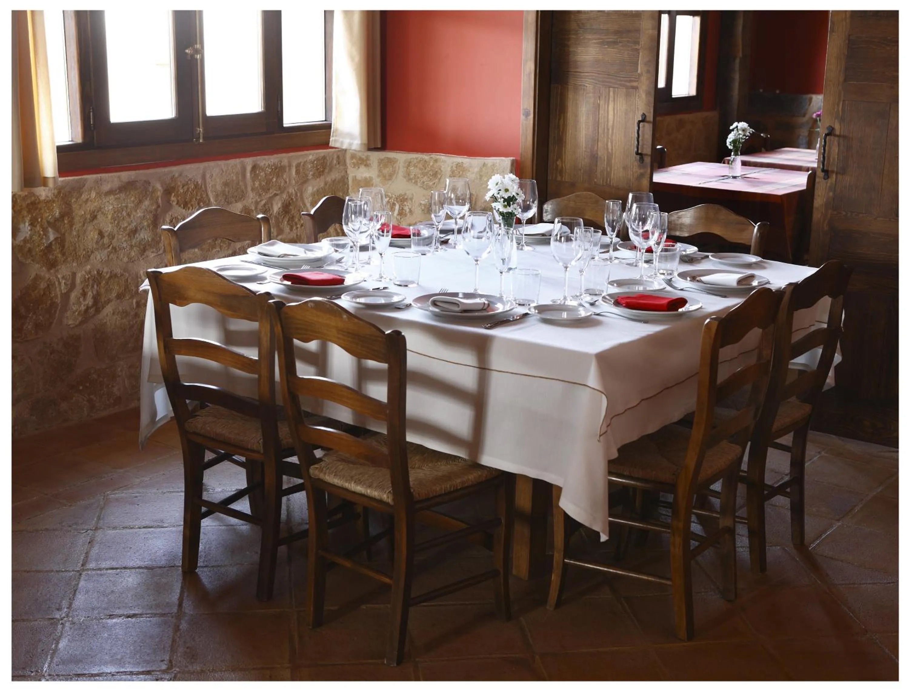 Dining area in Hotel Rural La Data
