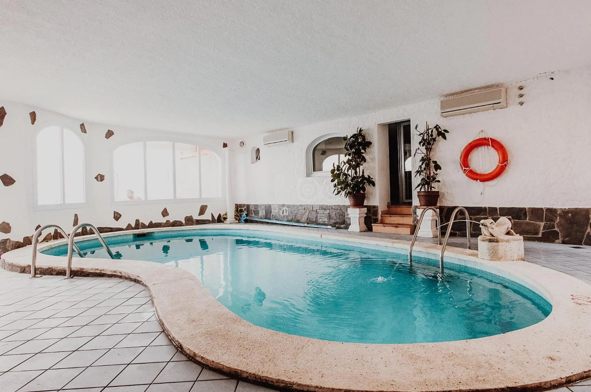 Swimming pool in Hotel Vistabella